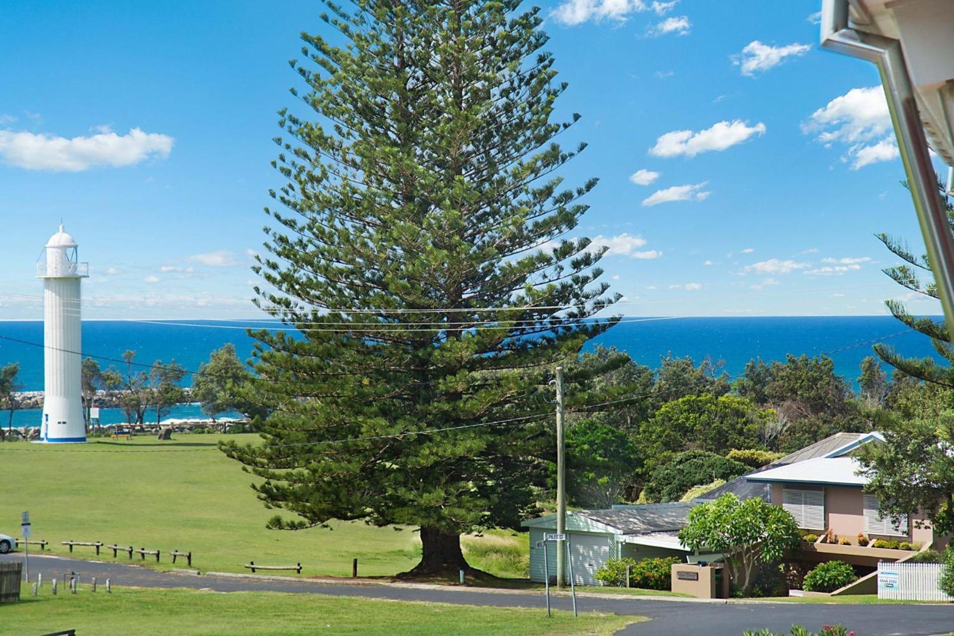 Pilotage 4 - Luxury Oceanview Penthouse - Holiday Yamba