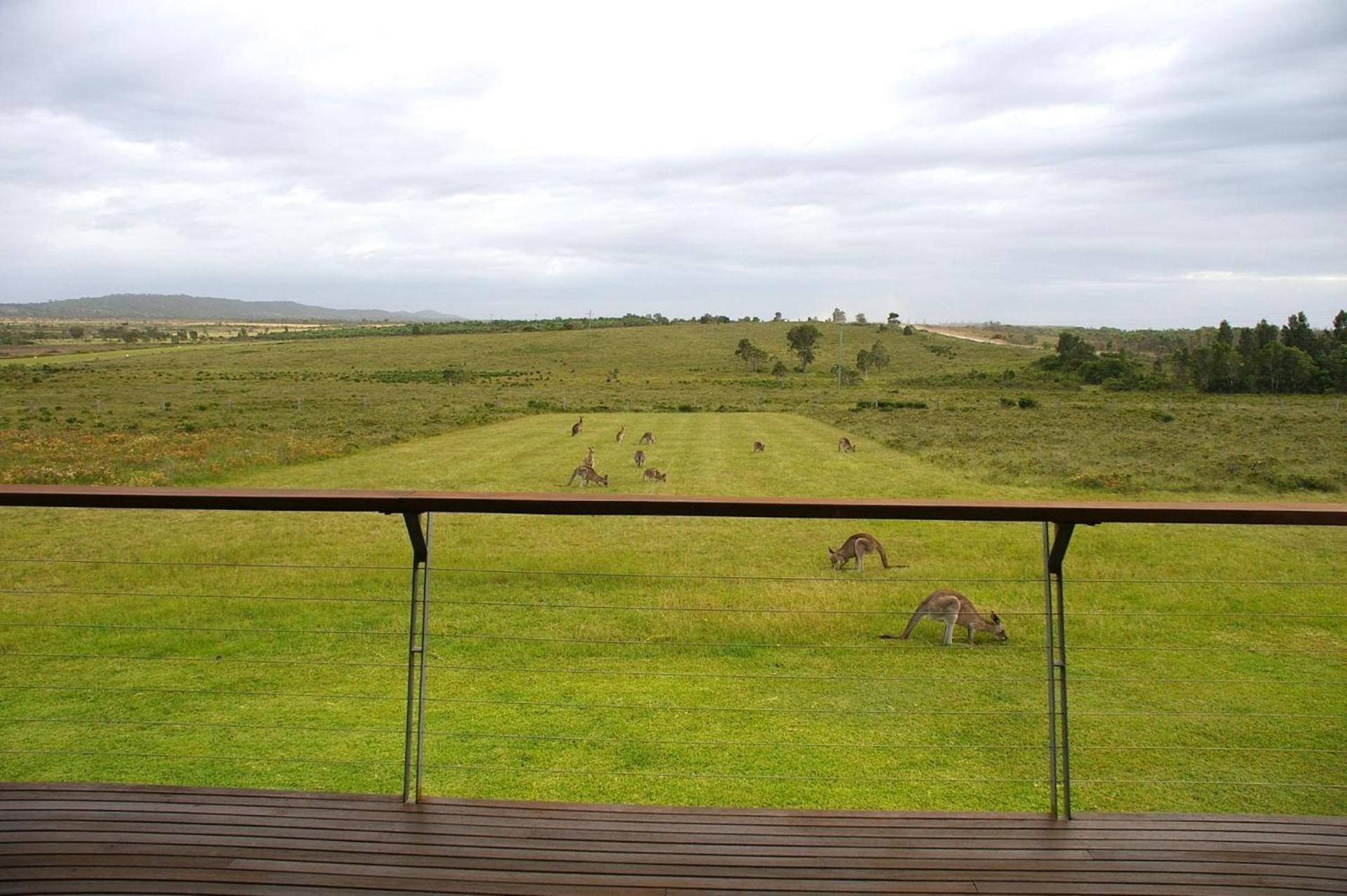 Toumbaal Plains - Exquisite architecturally designed home