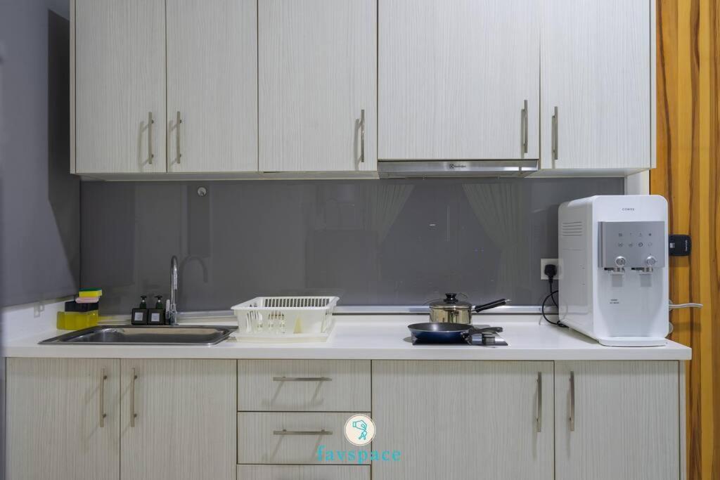 Lovely 4-bedroom condo with pool for 6 pax - Cheras