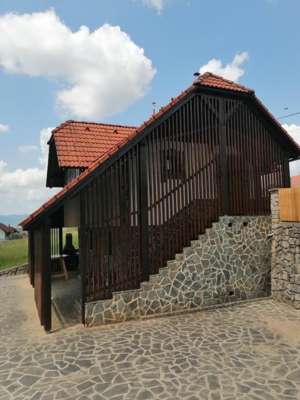 Vineyard Cottage Maleric with Pool Access