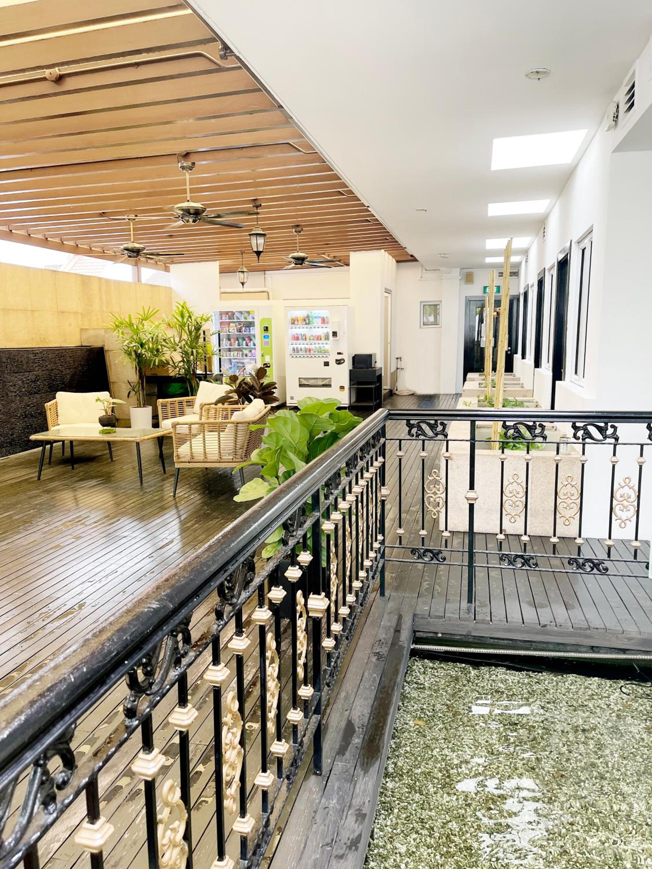 The Snooze Hotel Marine Parade photo 4