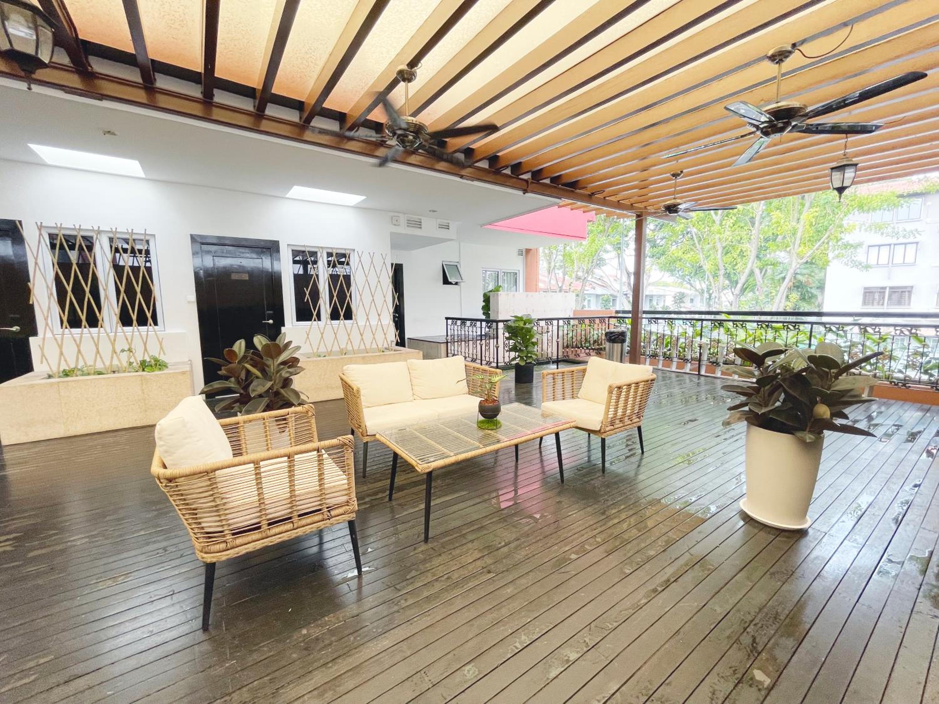 The Snooze Hotel Marine Parade photo 2