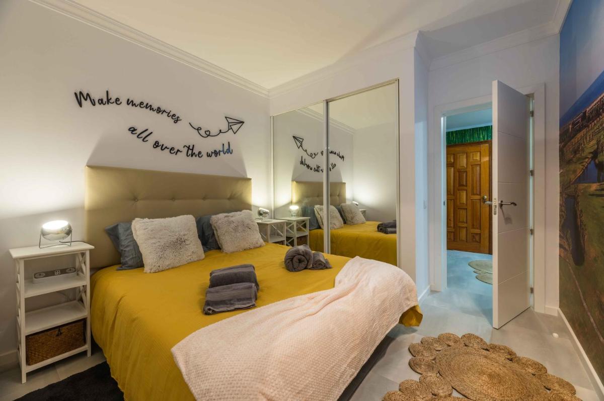 Salgados 2-Bedroom Apartment - 900m from the Beach - Wifi view 4