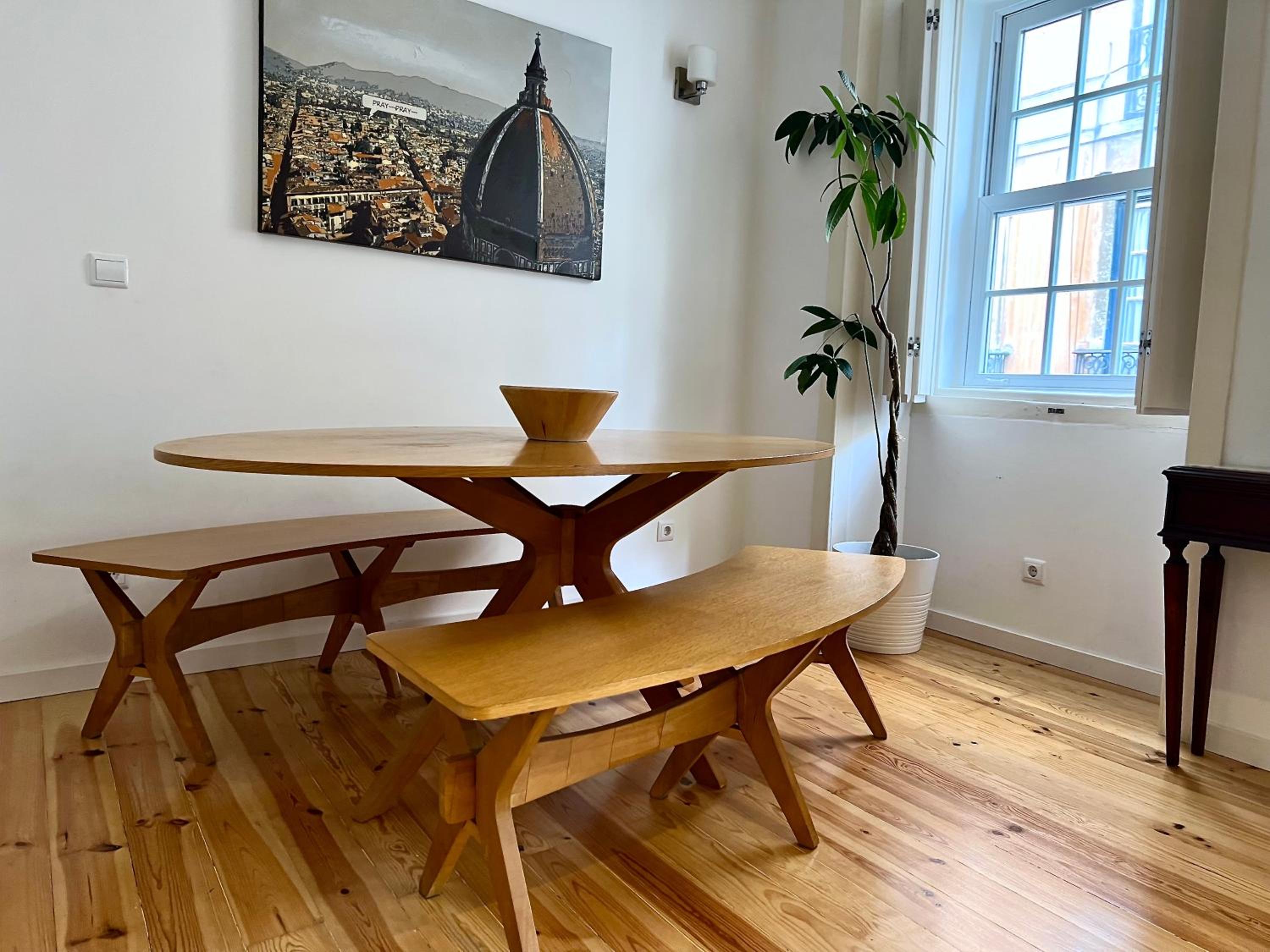 Hotel Bright And Sunny Apartment - Image 1