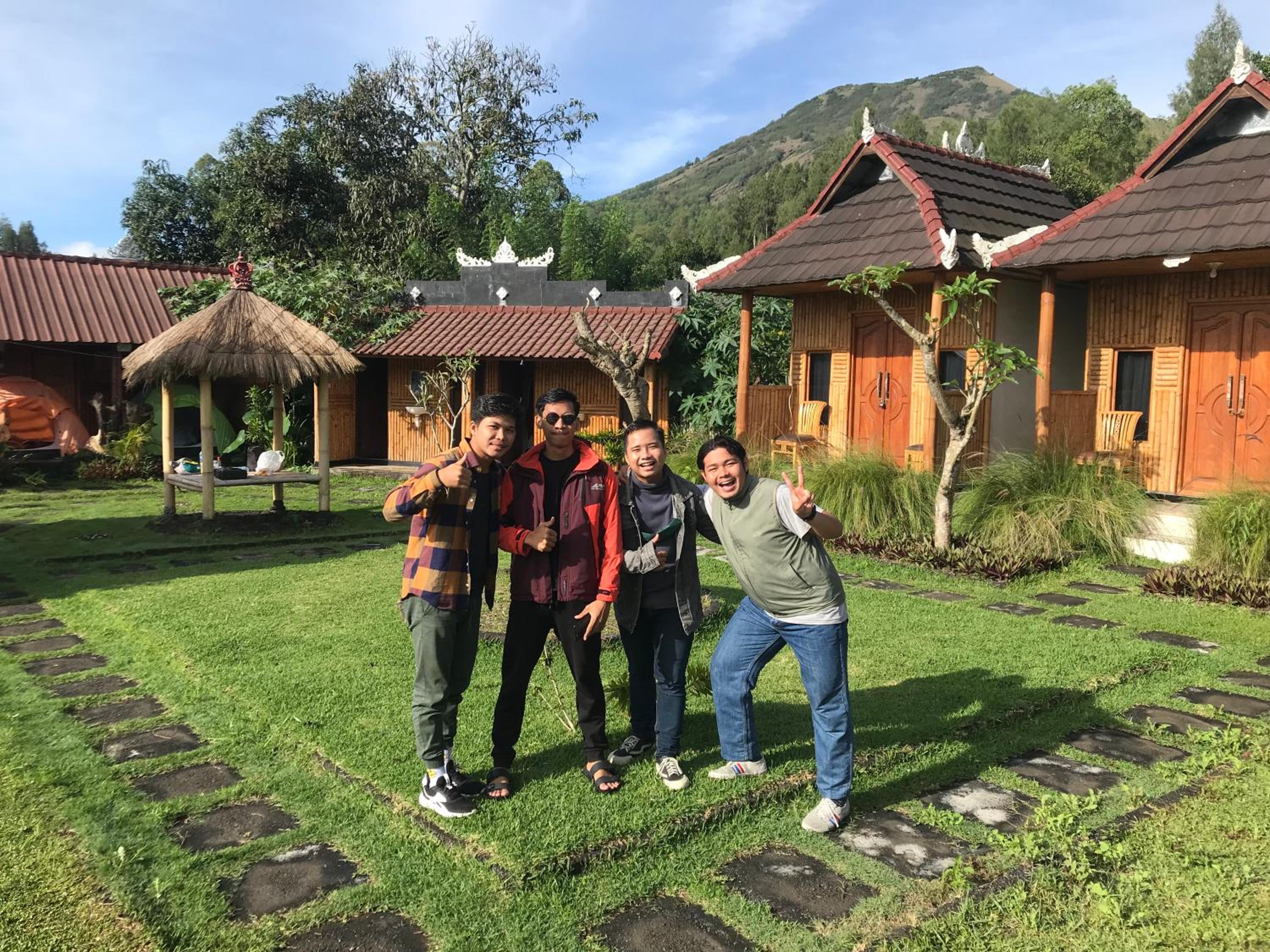 D'Yoga Bamboo House