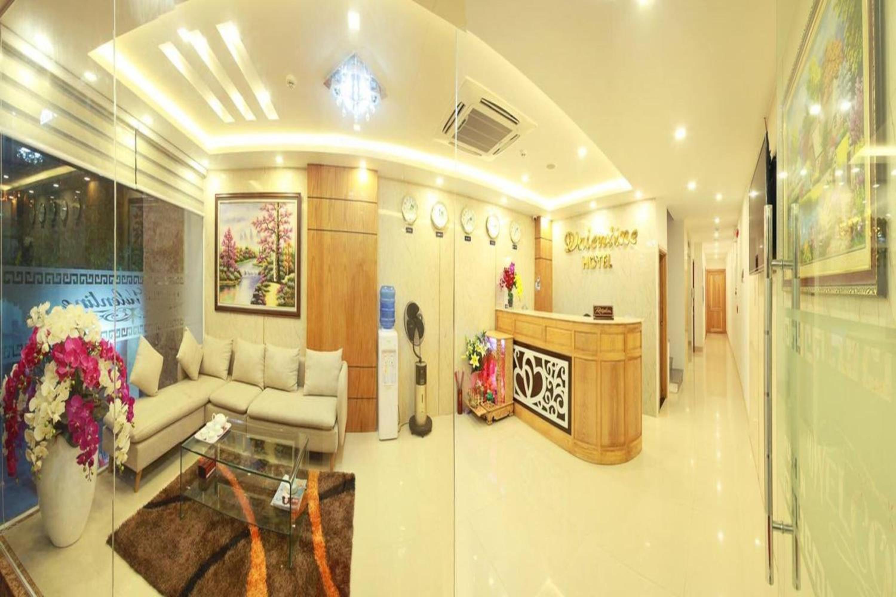 Valentine Hotel