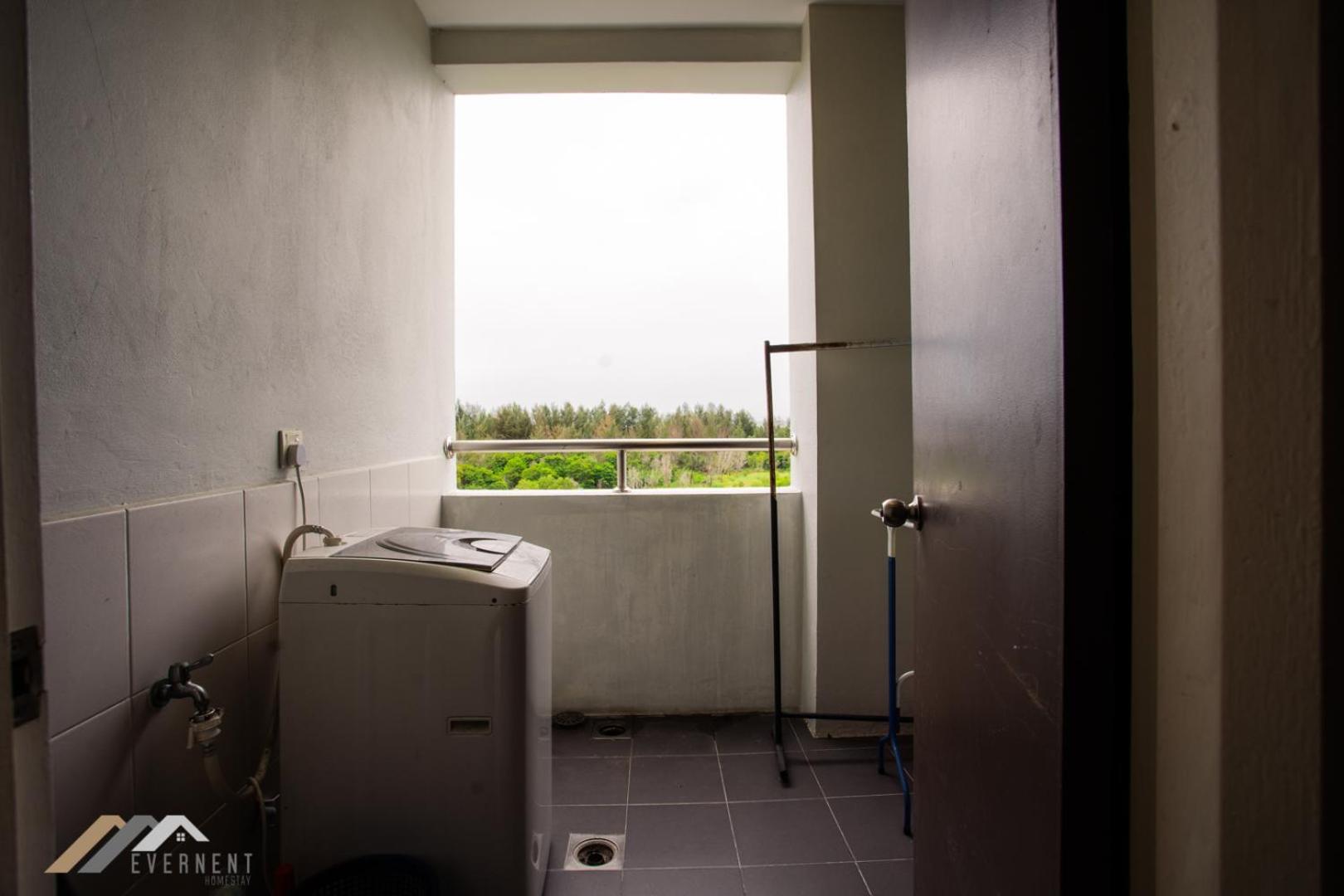Evernent's Homestay @ The Wharf