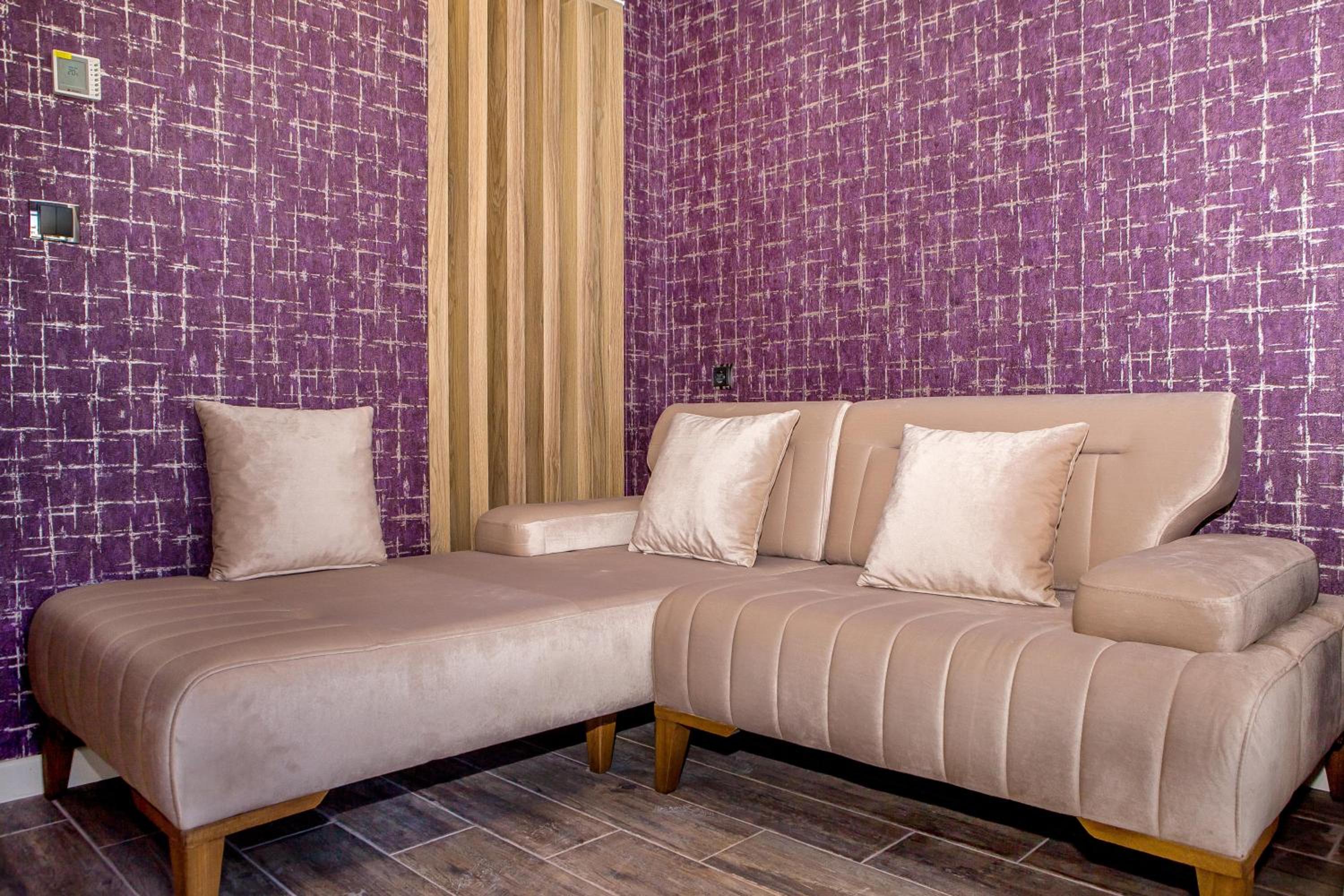 THE LEA HOTELS & SUITE - Image 40