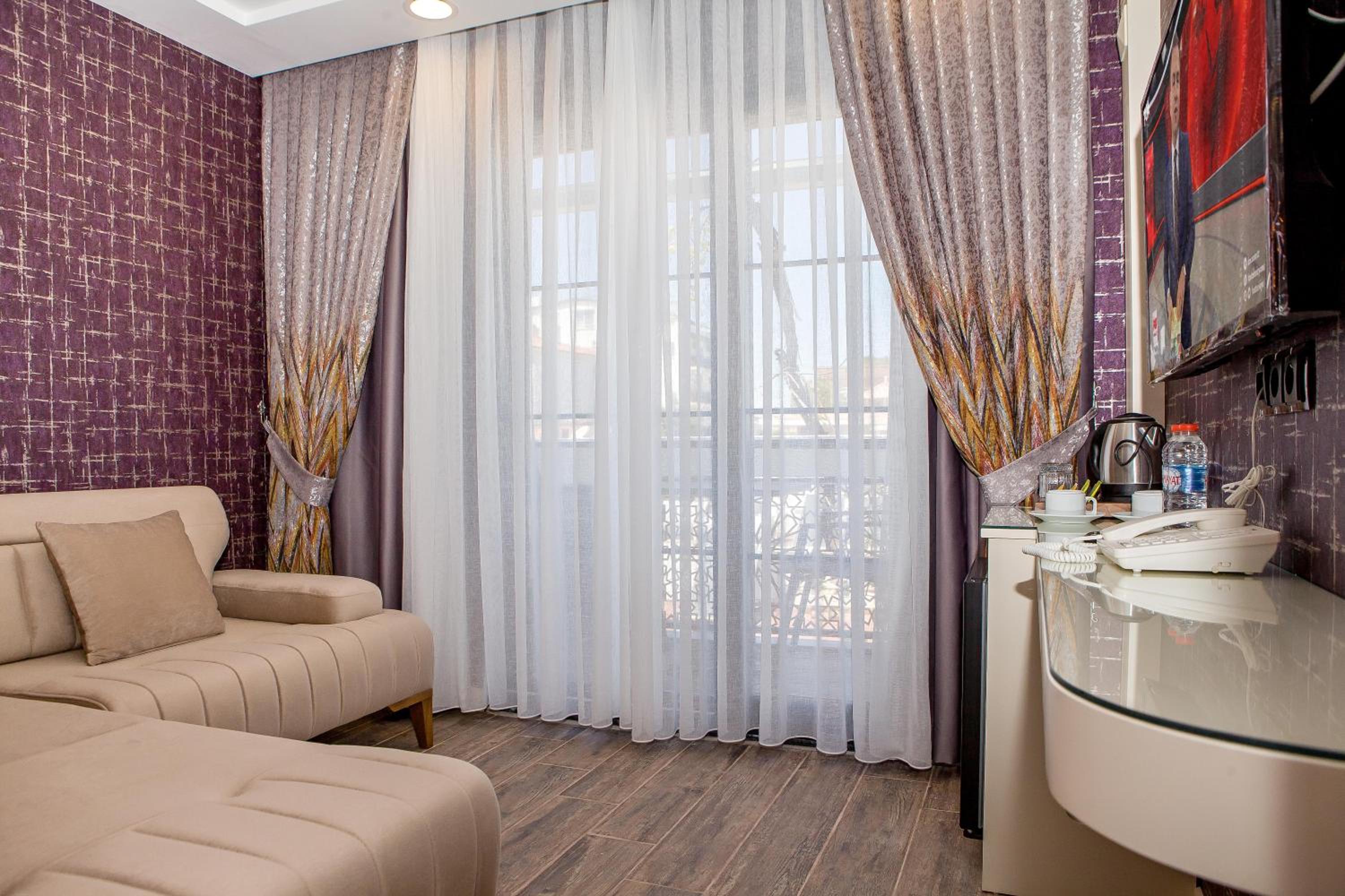 THE LEA HOTELS & SUITE - Image 27