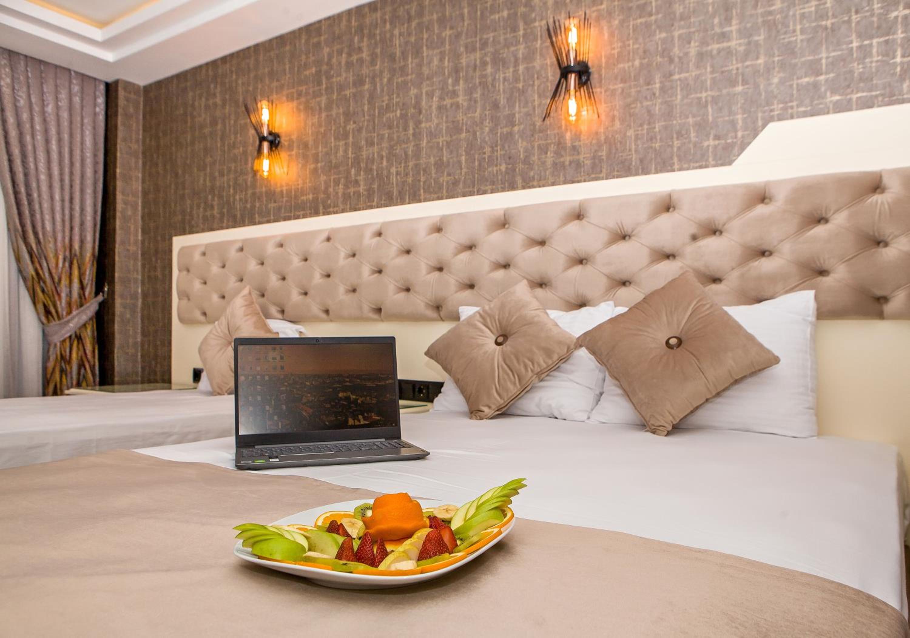 THE LEA HOTELS & SUITE - Image 42