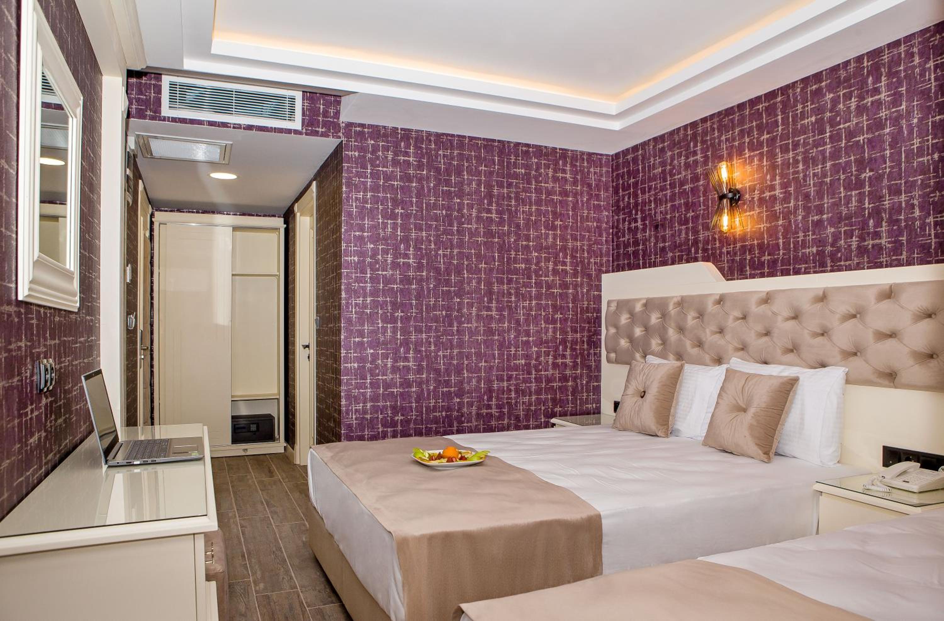 THE LEA HOTELS & SUITE - Image 29