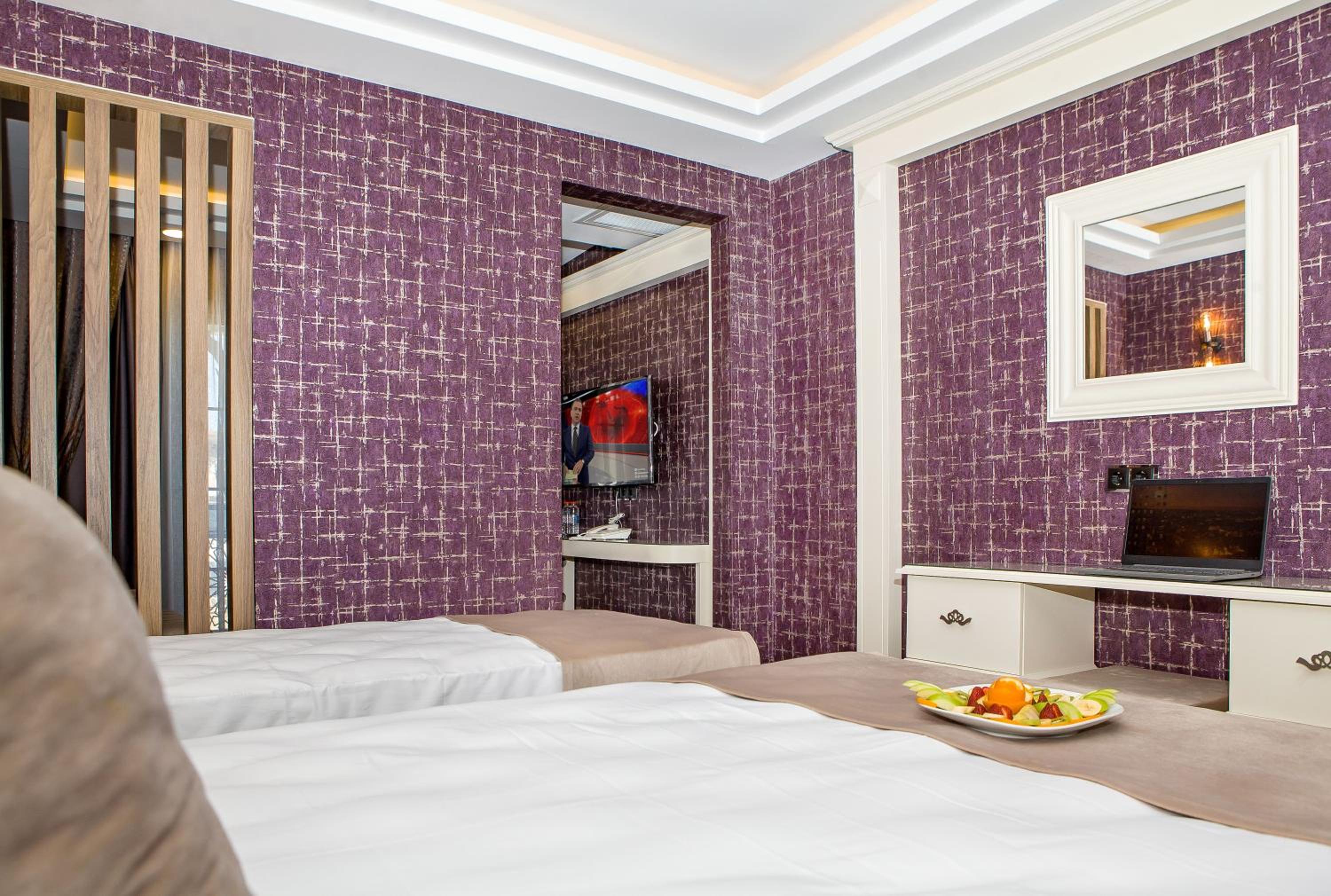 THE LEA HOTELS & SUITE - Image 30