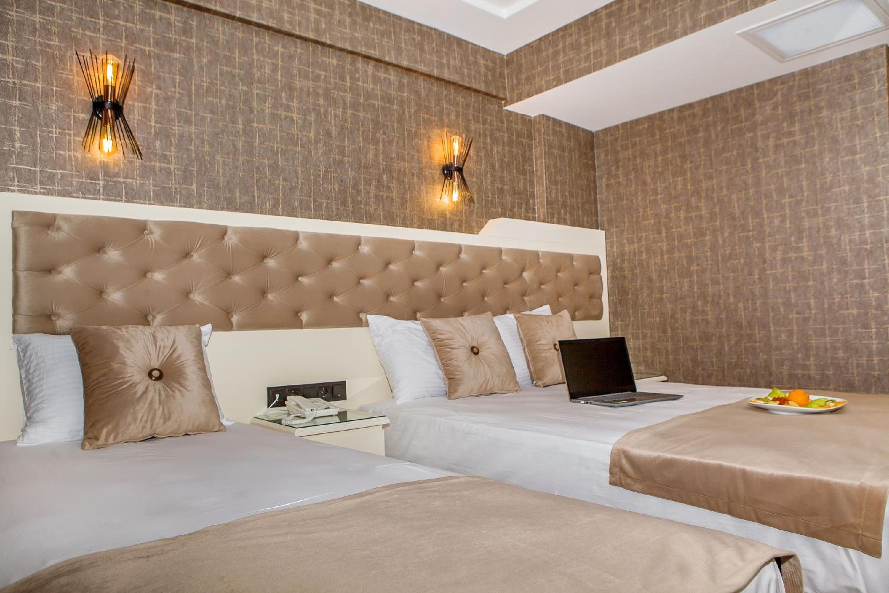 THE LEA HOTELS & SUITE - Image 5