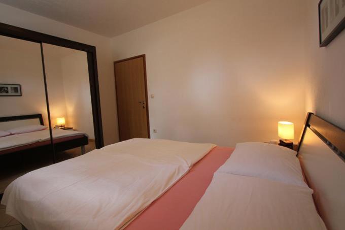 Photo 68