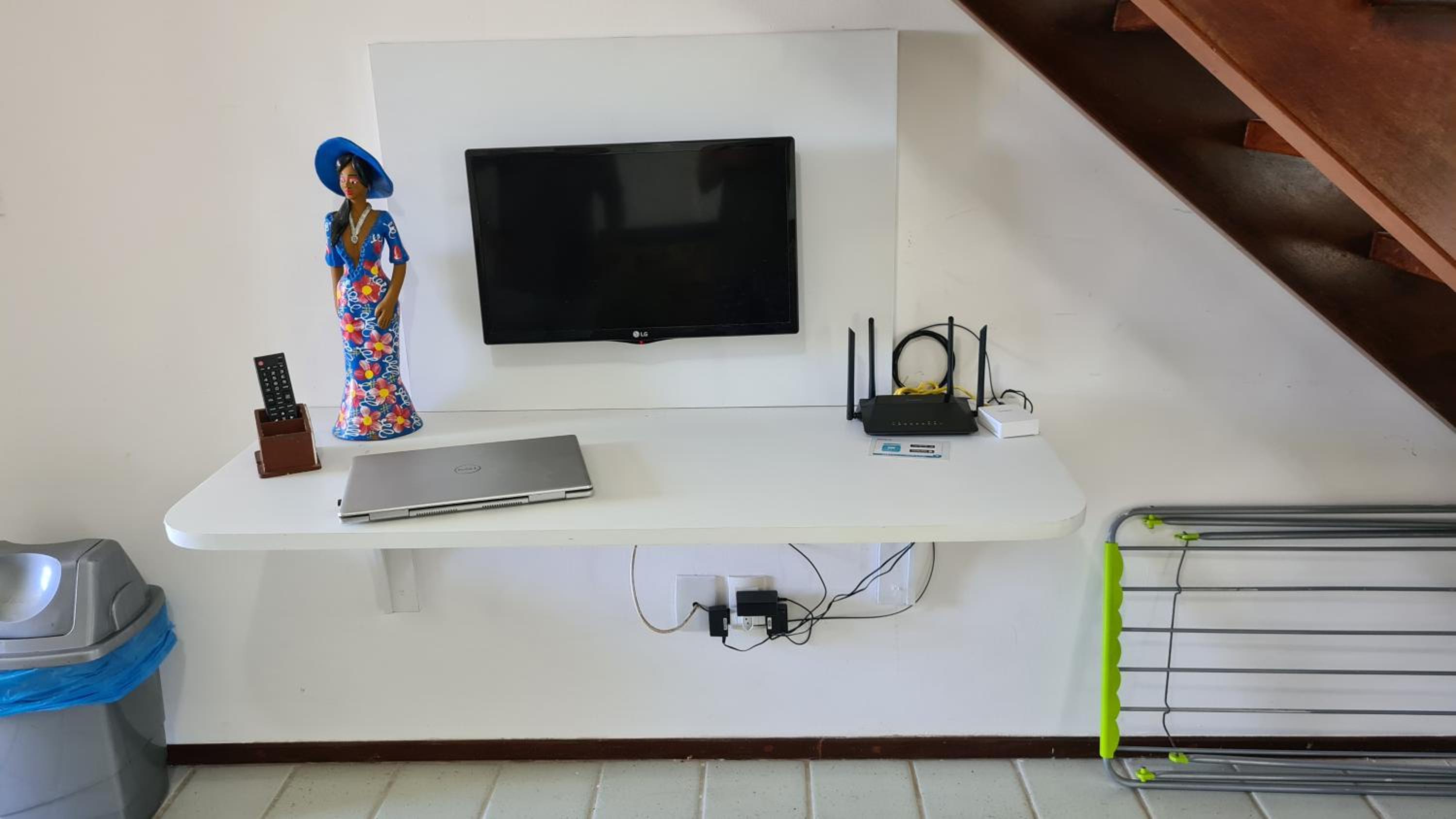 MARAVILHOSO FLAT NO ANCORAR