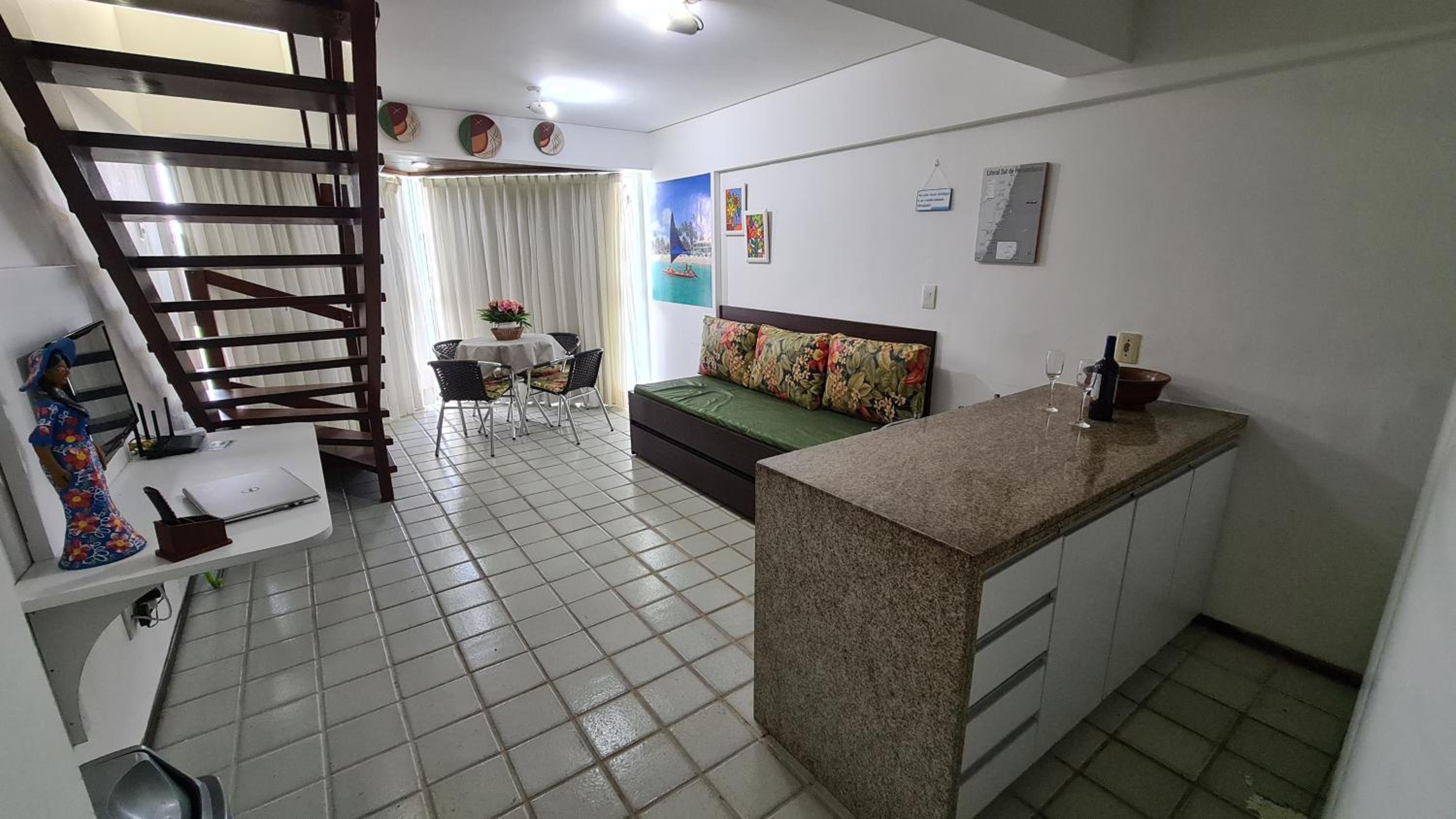 MARAVILHOSO FLAT NO ANCORAR