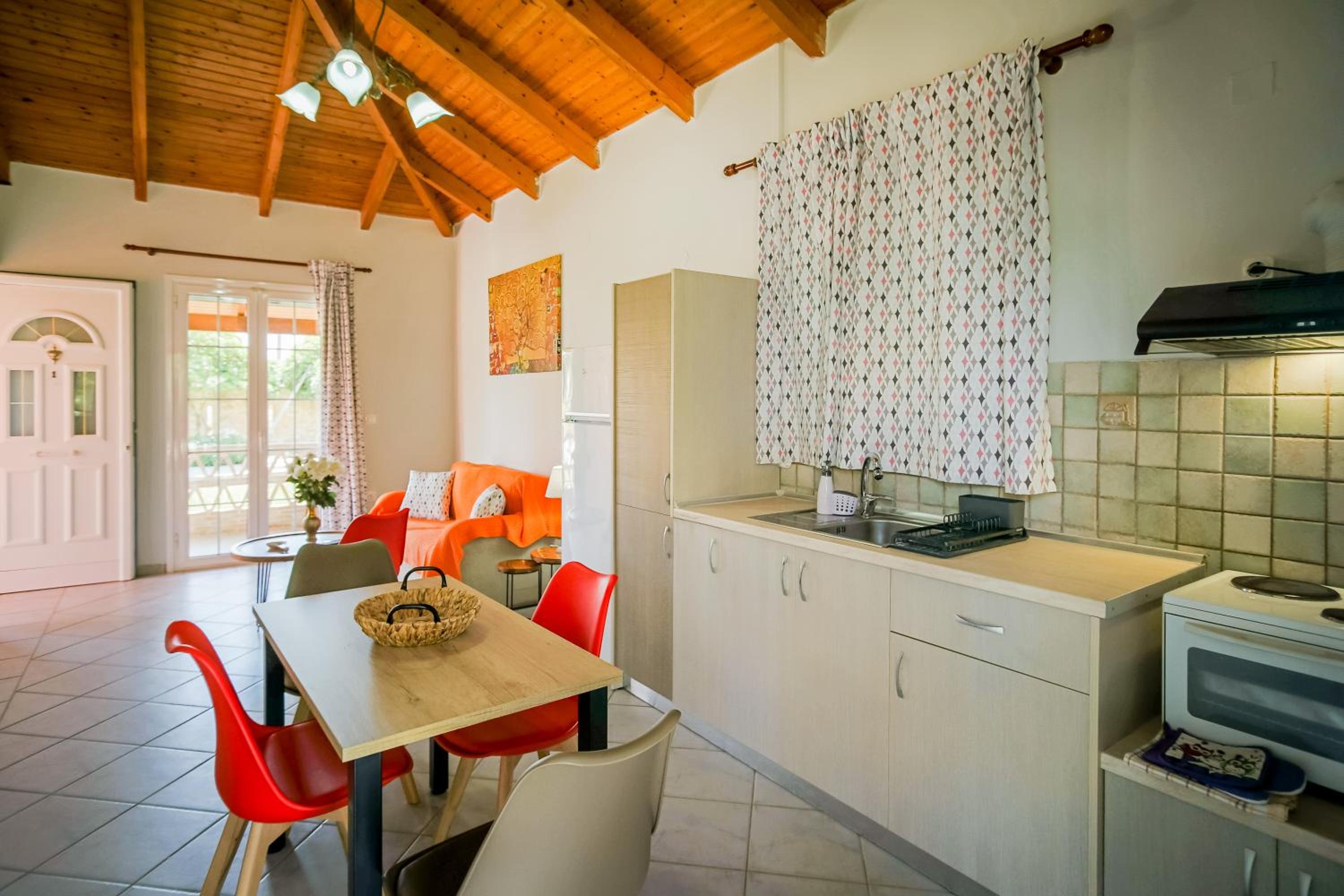 Porto Gerakas Villas