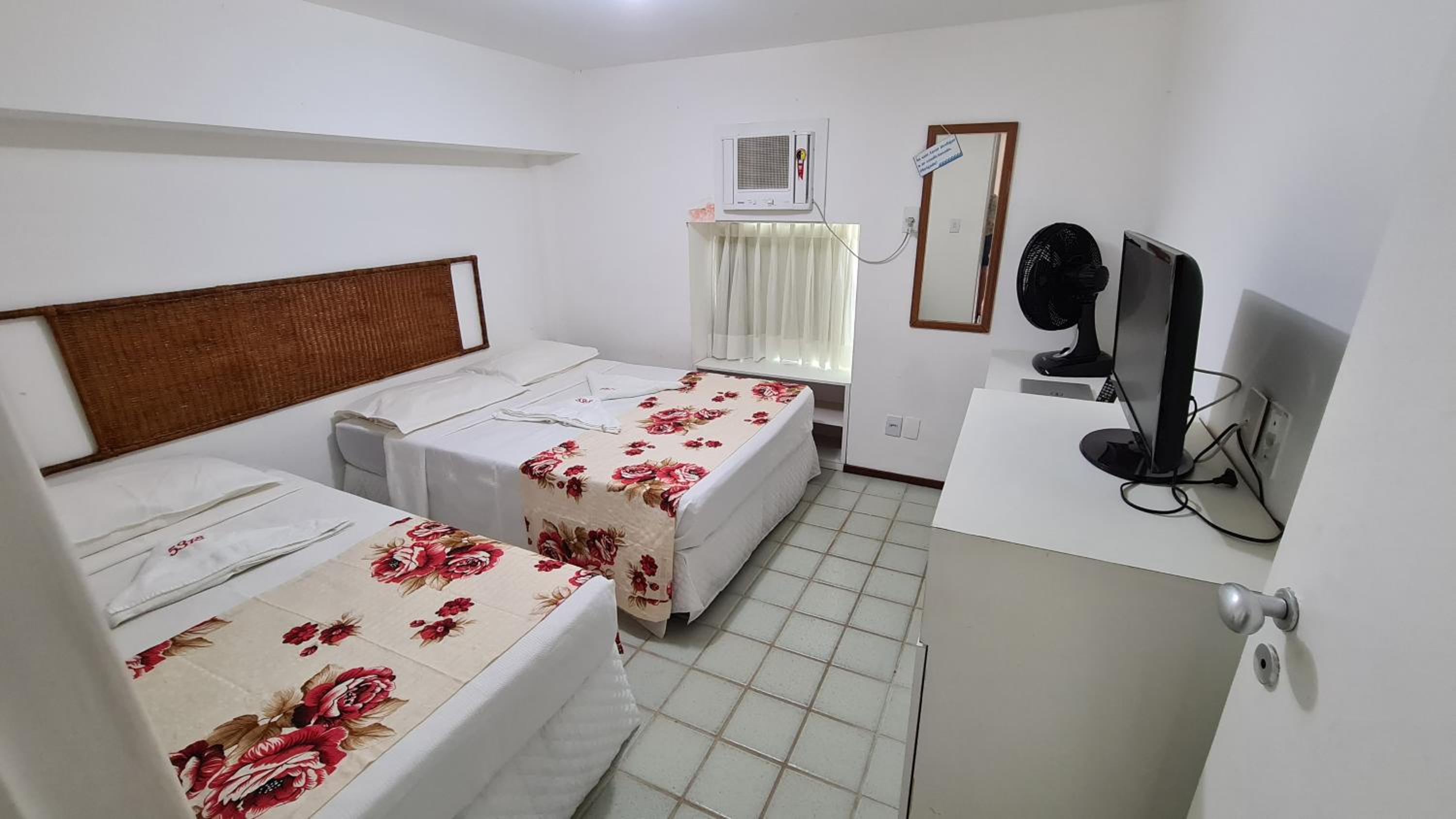 MARAVILHOSO FLAT NO ANCORAR