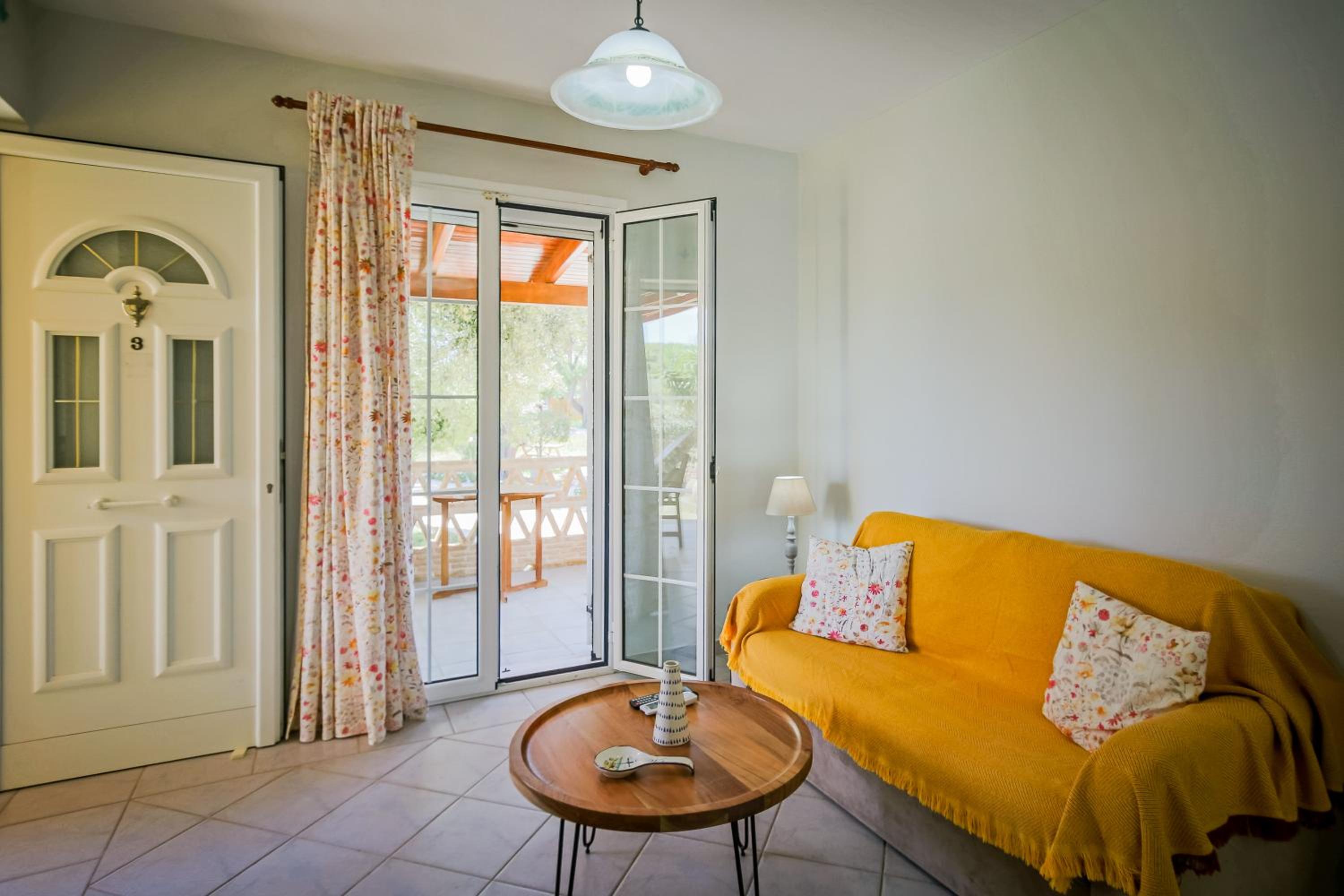 Porto Gerakas Villas