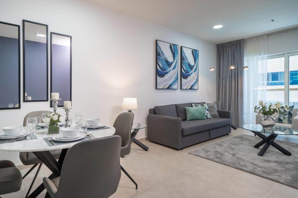 HiGuests - Chic Apt with Spectacular Aerial Sea Views