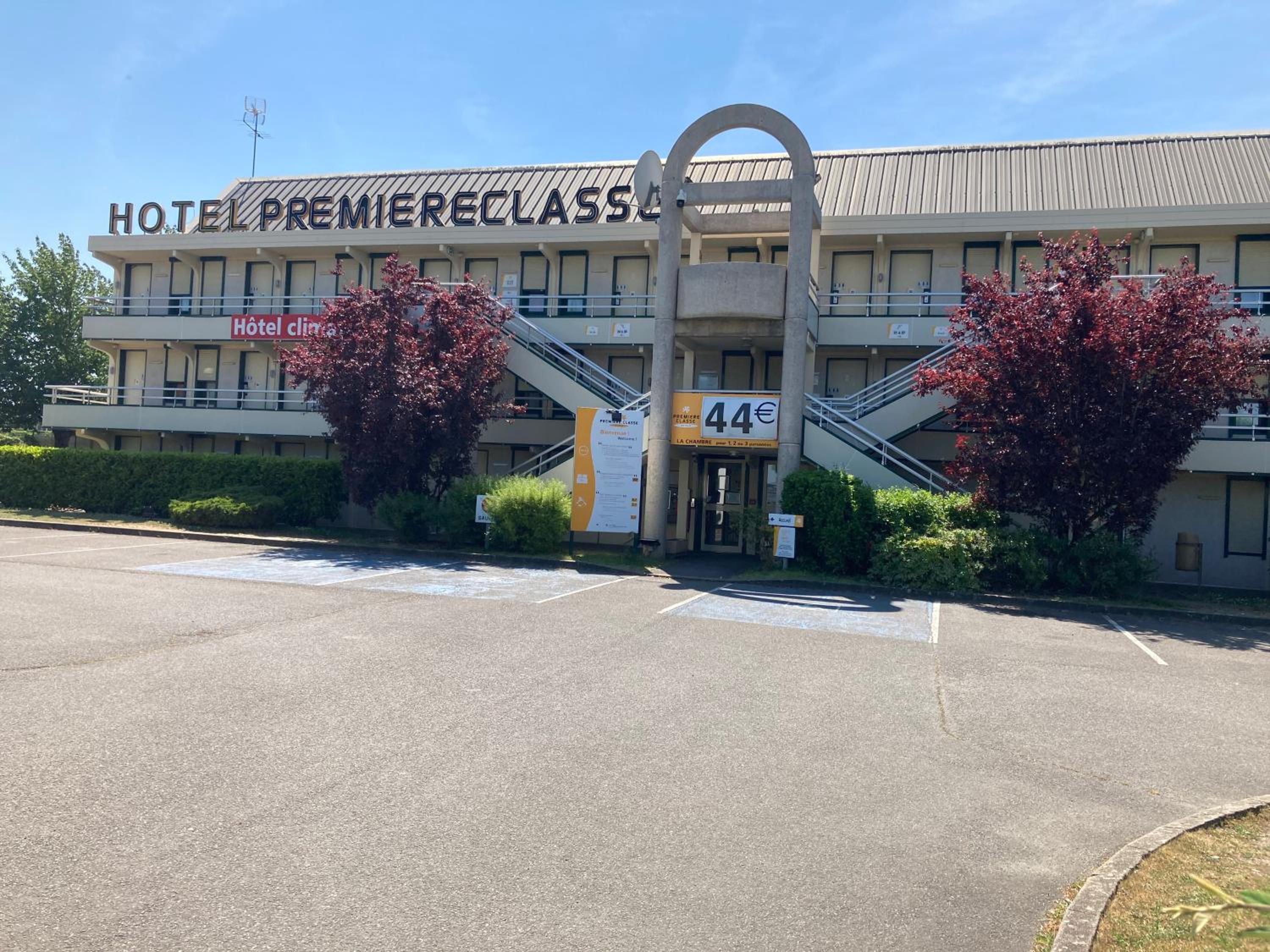 Bourges Vacations - Premiere Classe Bourges - Property Image 11