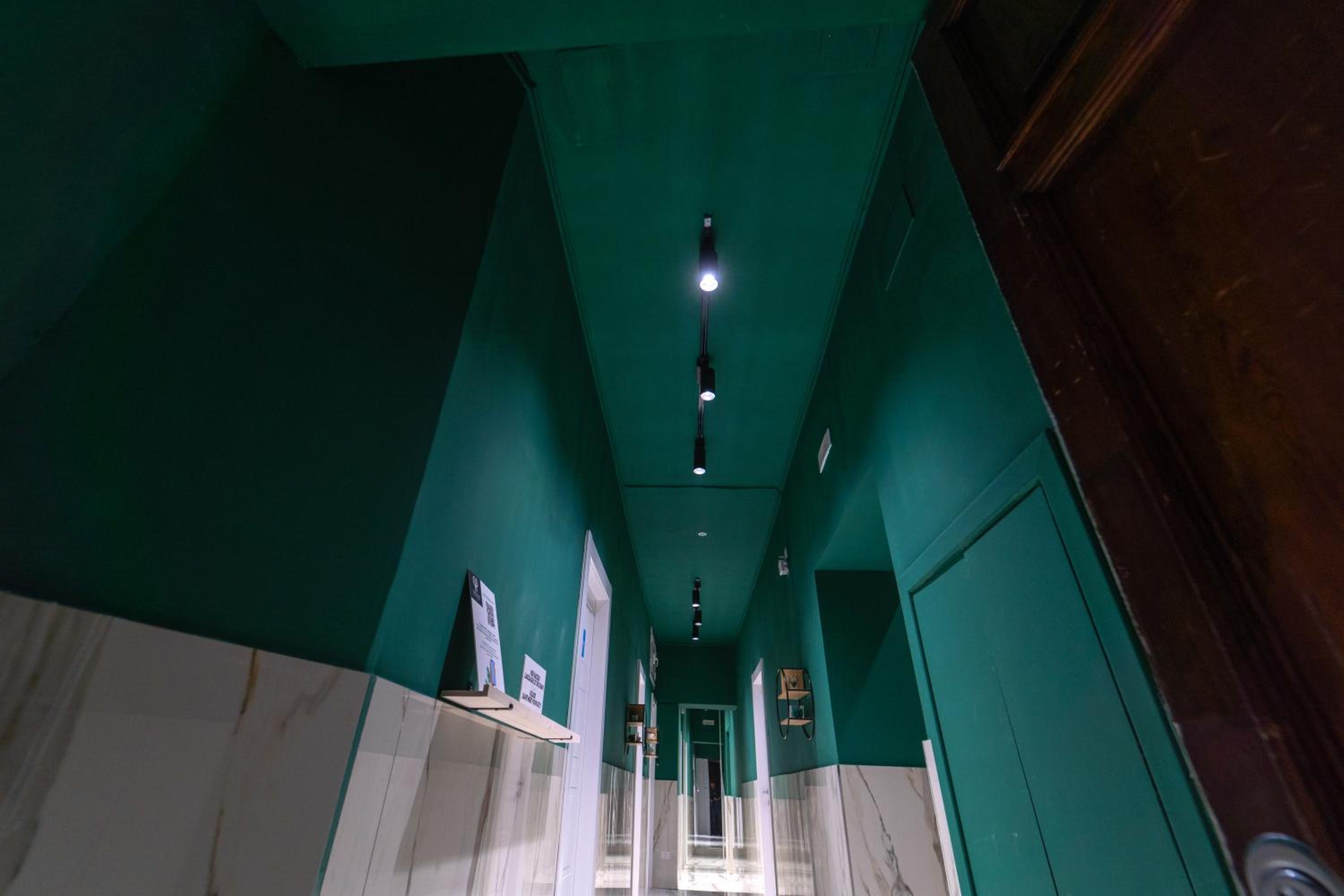 P.C. Boutique Medina H. Napoli Centro, by Clapa Group