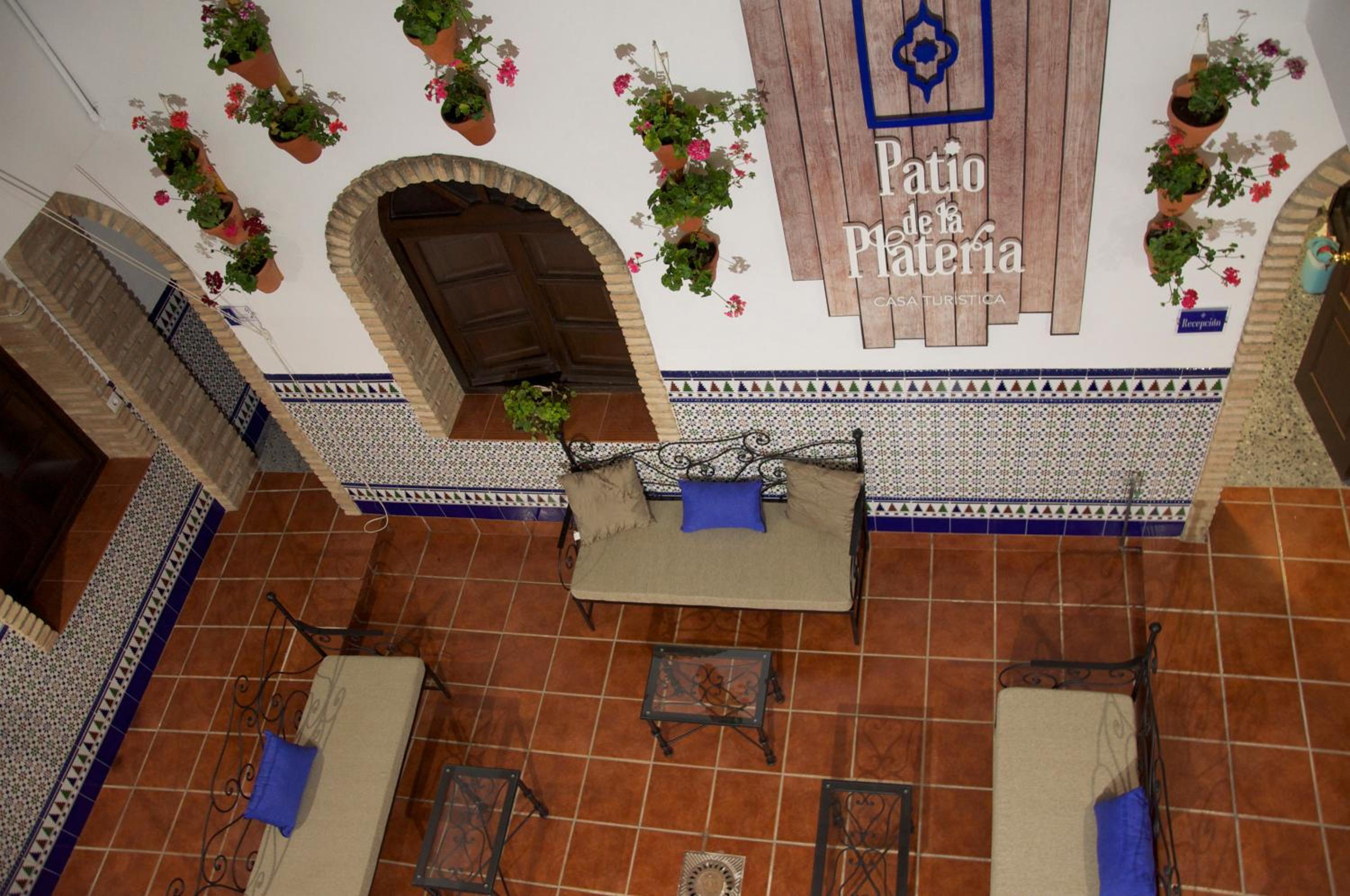 Patio de la Plateria view 2