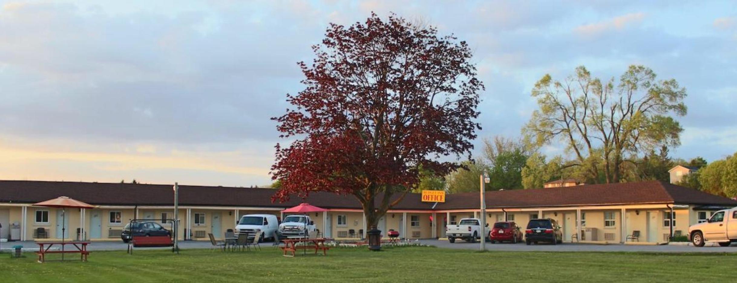 Budget Inn