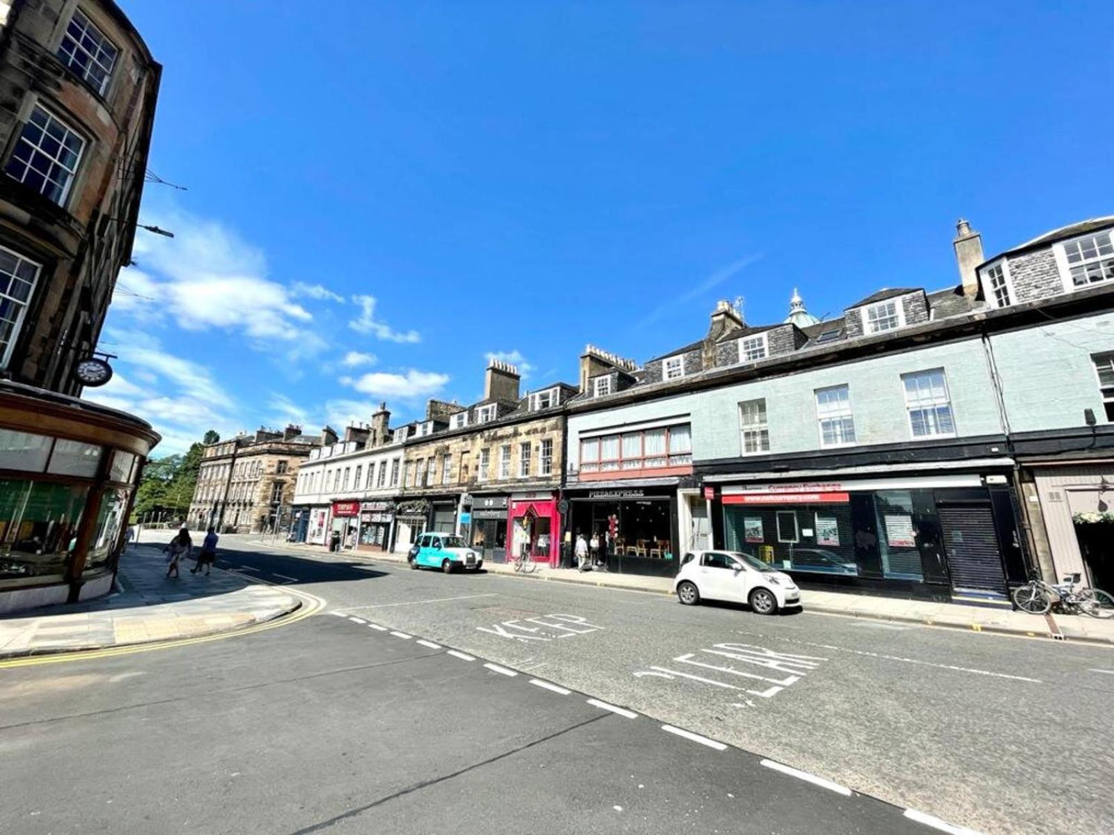 Modern & Spacious 1 Bed Apt, West End