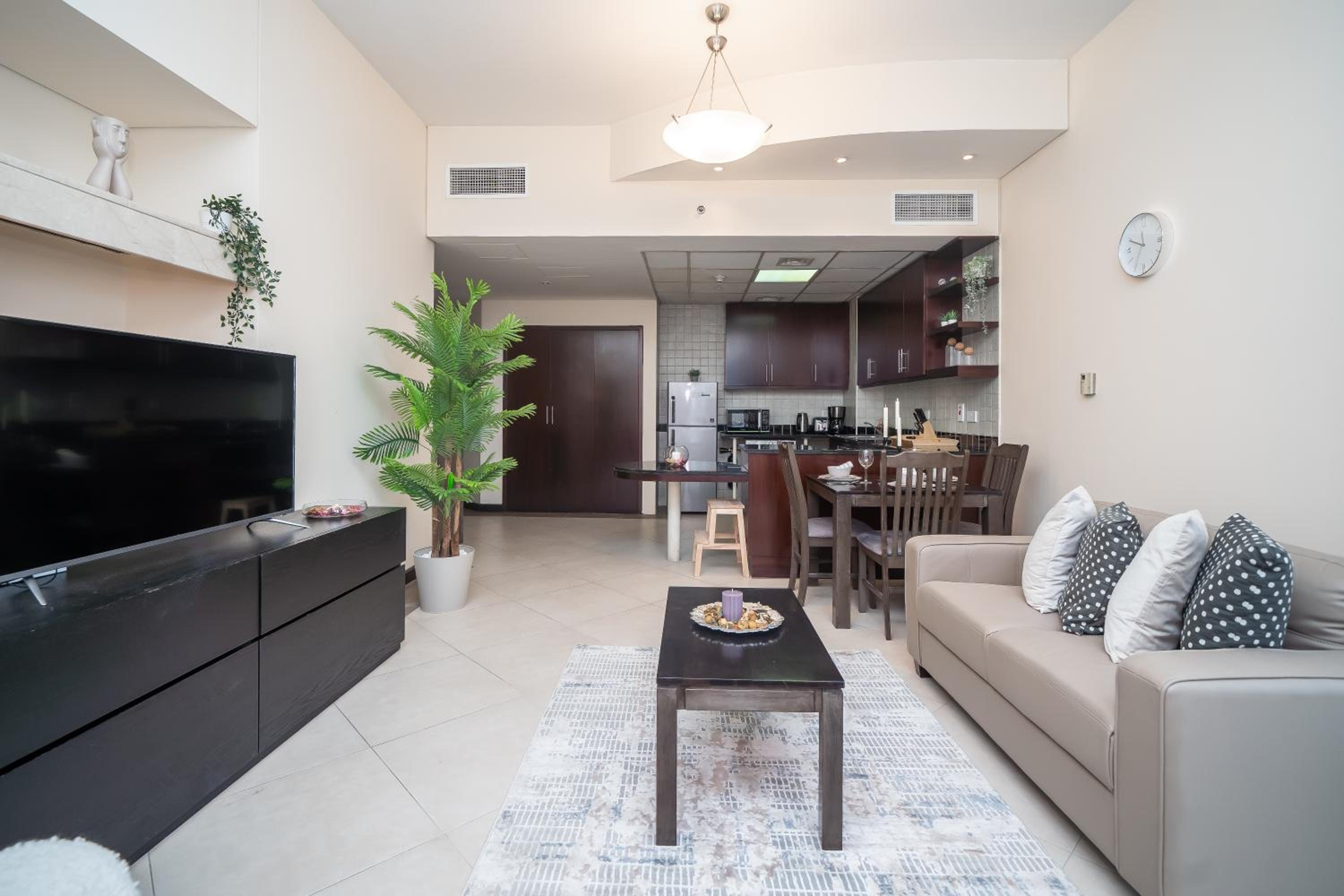 HiGuests - Deiras Lucky Find, 5-min to the Airport