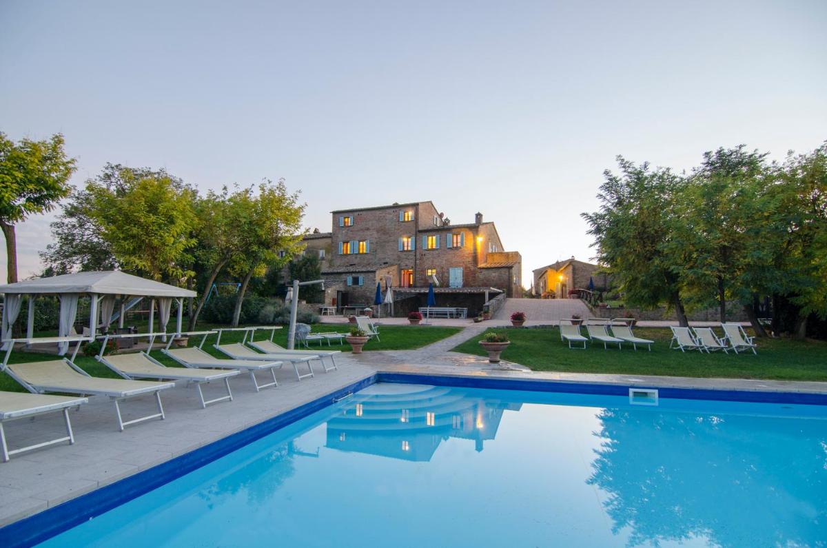 12 bedrooms mansion with city view private pool and enclosed garden at Cortona