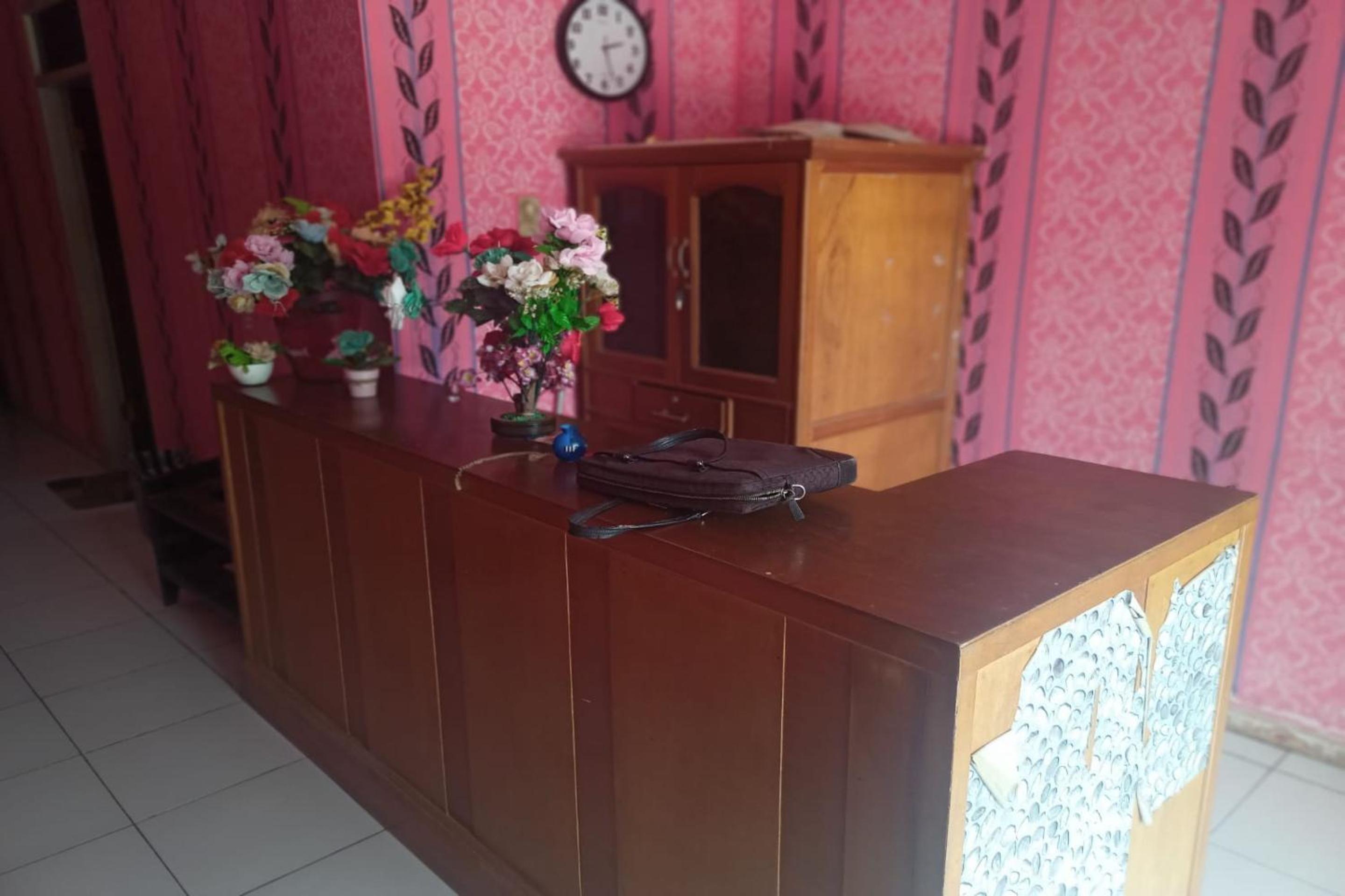 Photo 8