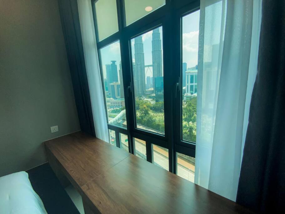 KLCC view Staycation @ Kg Baru Food Heaven