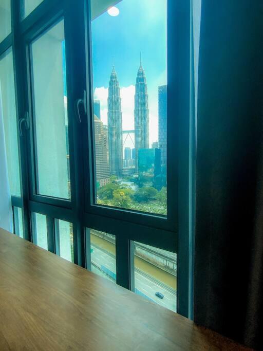 KLCC view Staycation @ Kg Baru Food Heaven