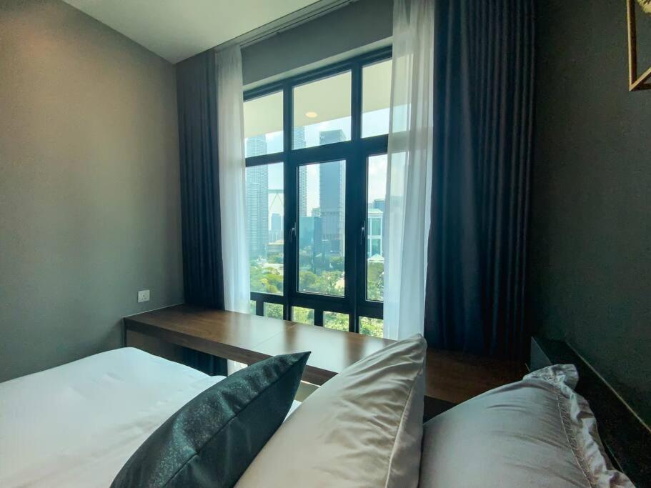 KLCC view Staycation @ Kg Baru Food Heaven
