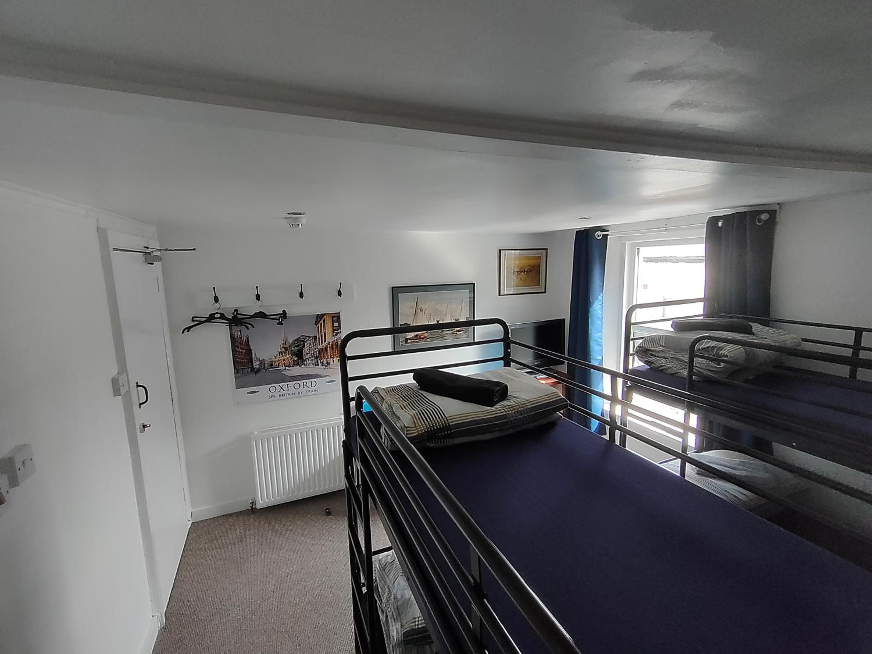 Plymouth Backpackers view 4