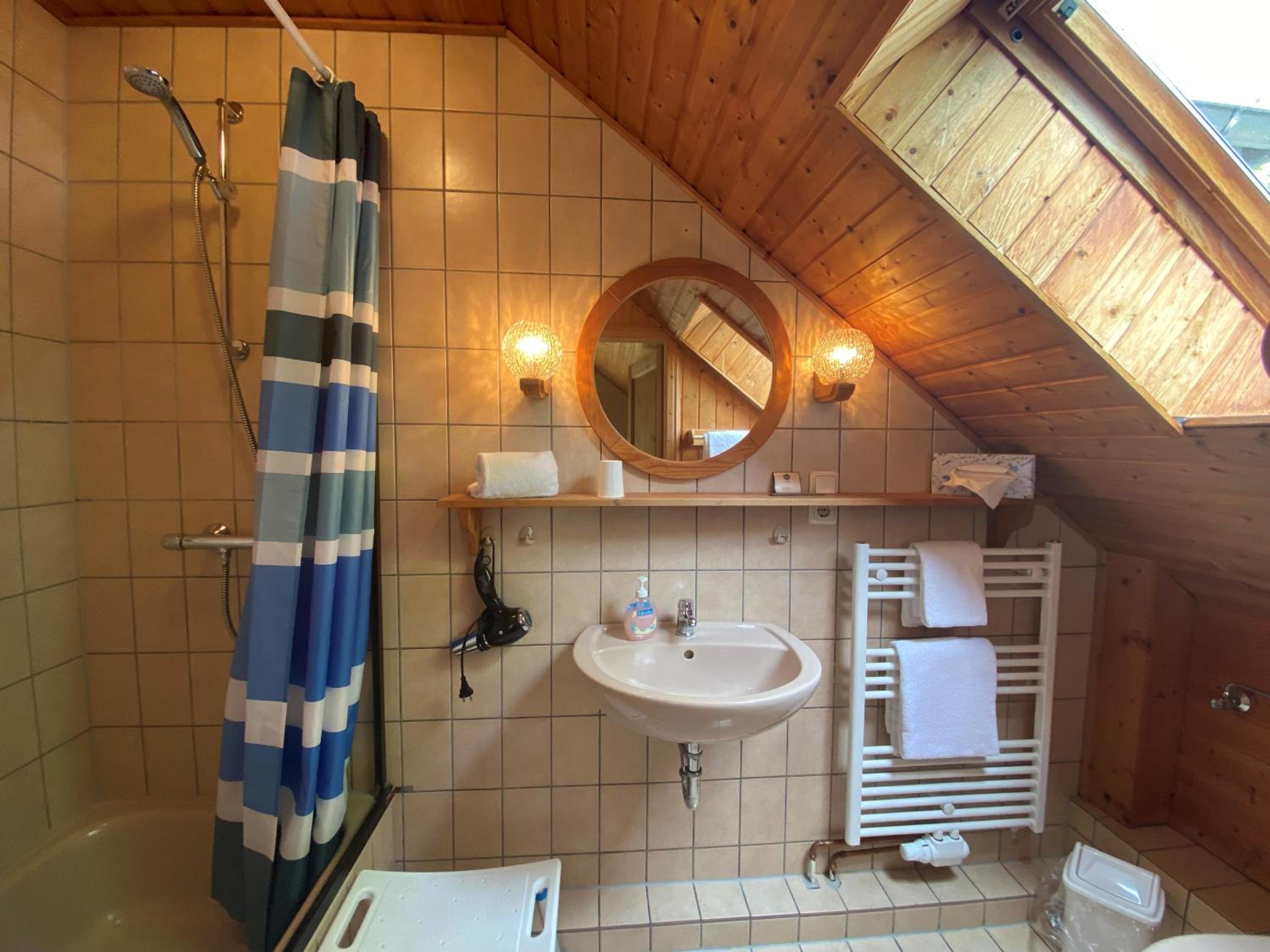 Schumacher's Landhaus - Bücherhotel