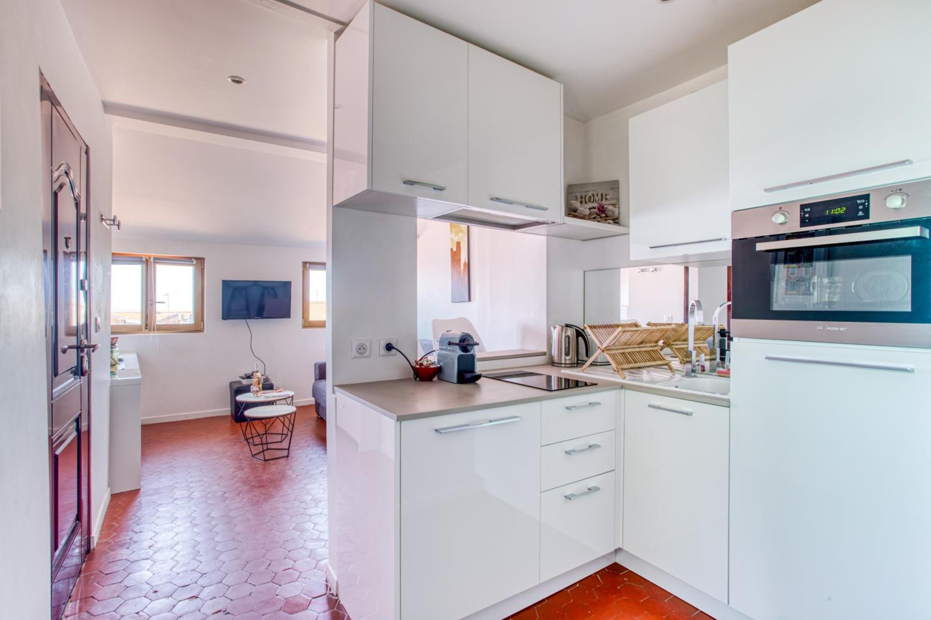 Gilly 4 - EXCEPTIONAL 2BEDS, SEA VIEW, MODERN,A/C, OLD TOWN photo 3