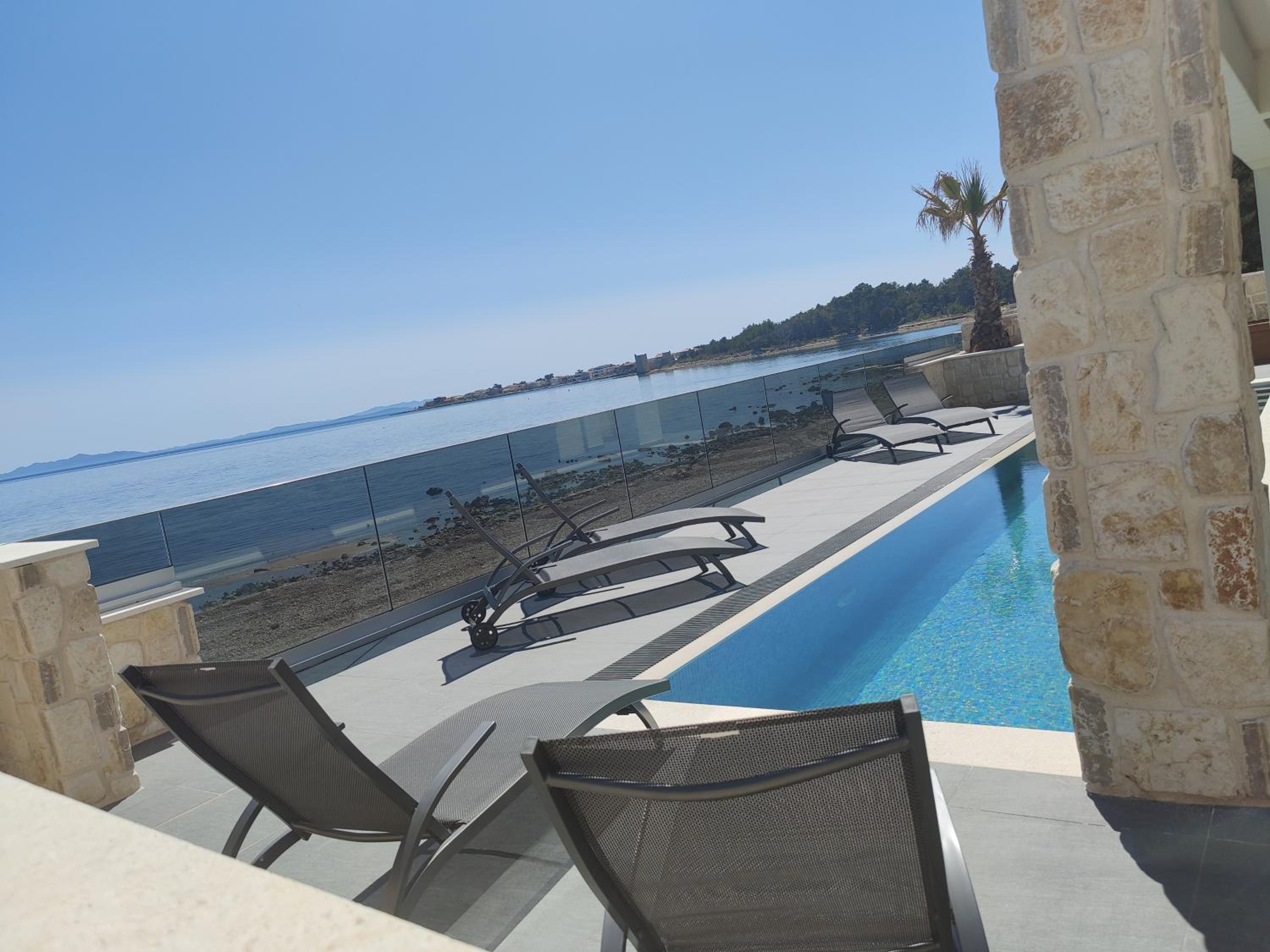 Best Villa Vir view 3