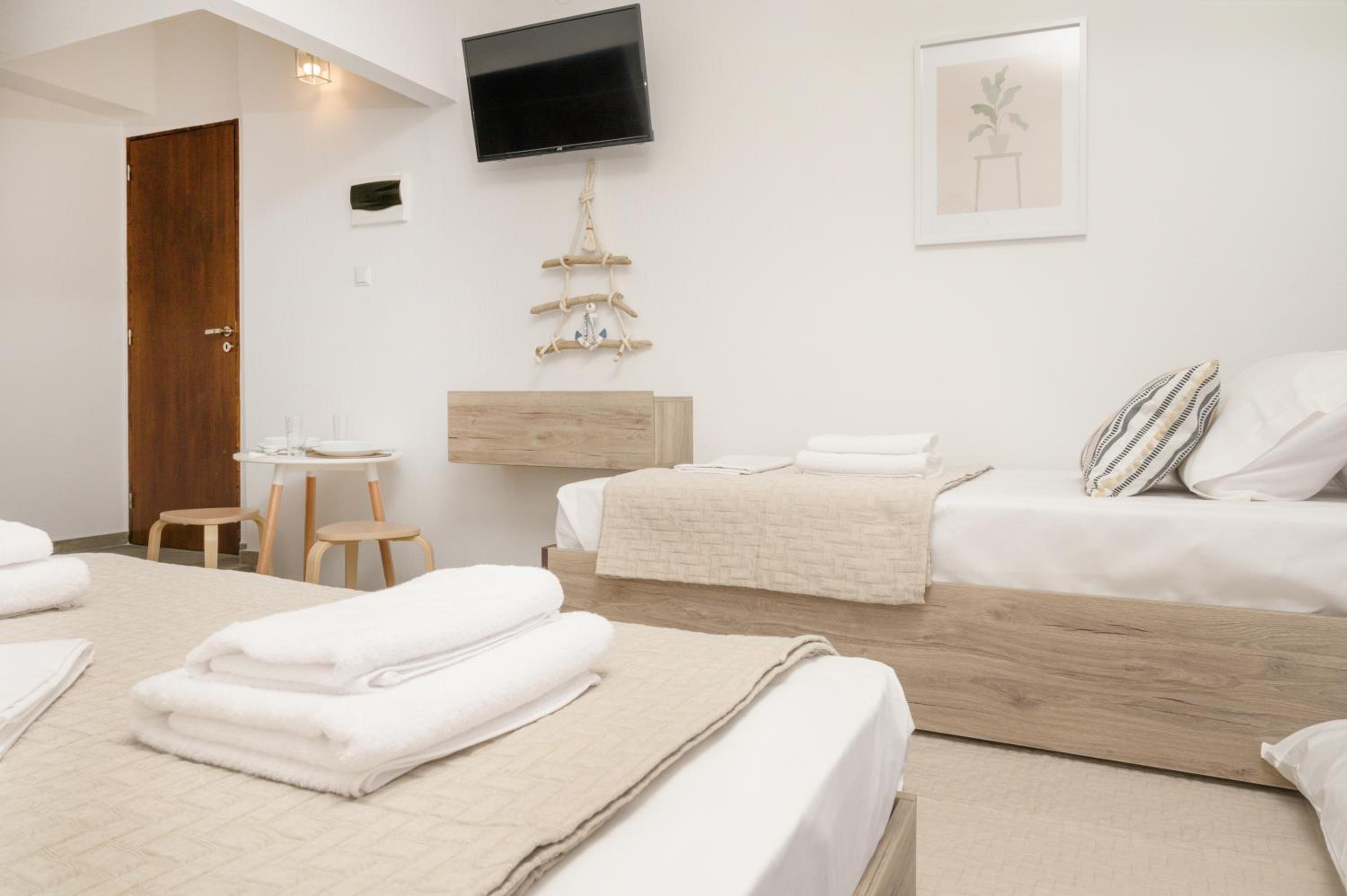 SAND rooms to let photo 3