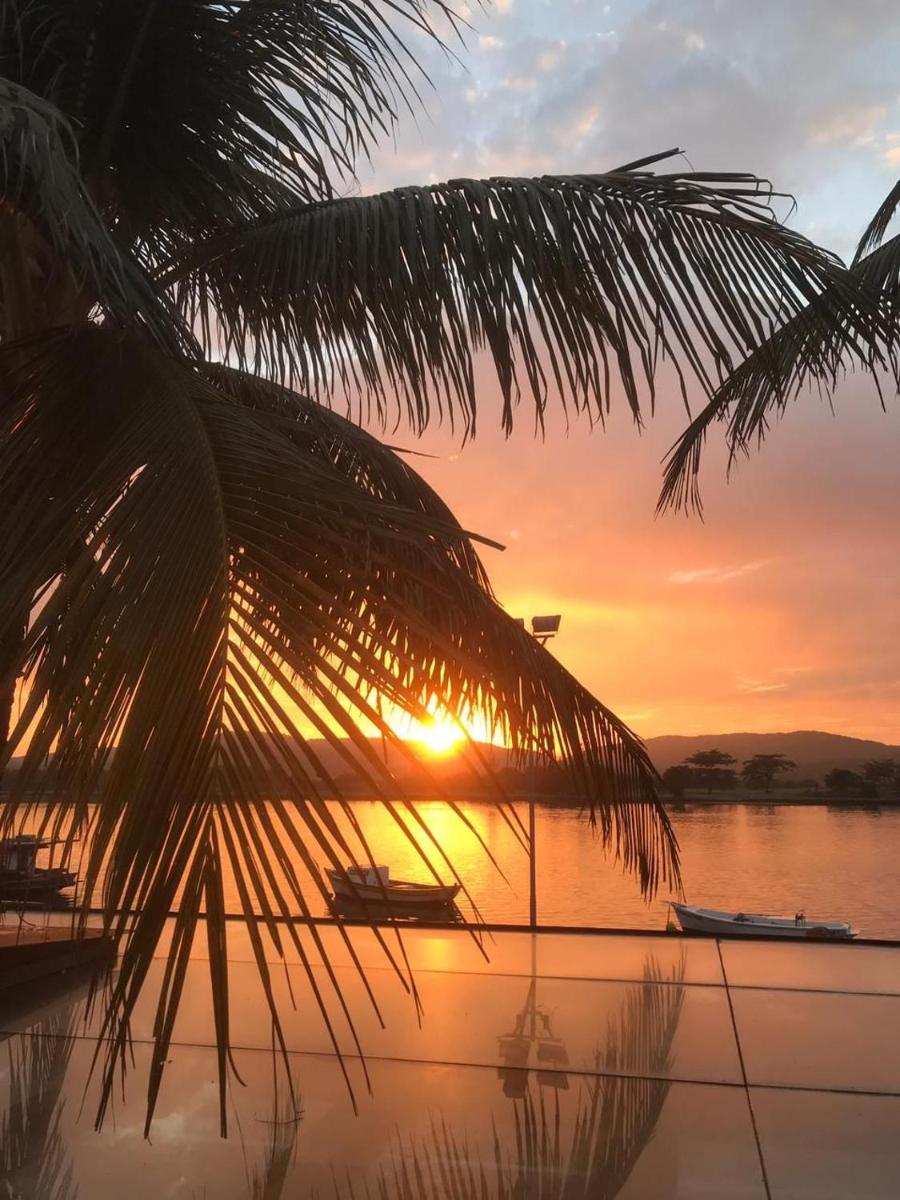 Apartamento à 500m da Praia do Forte!