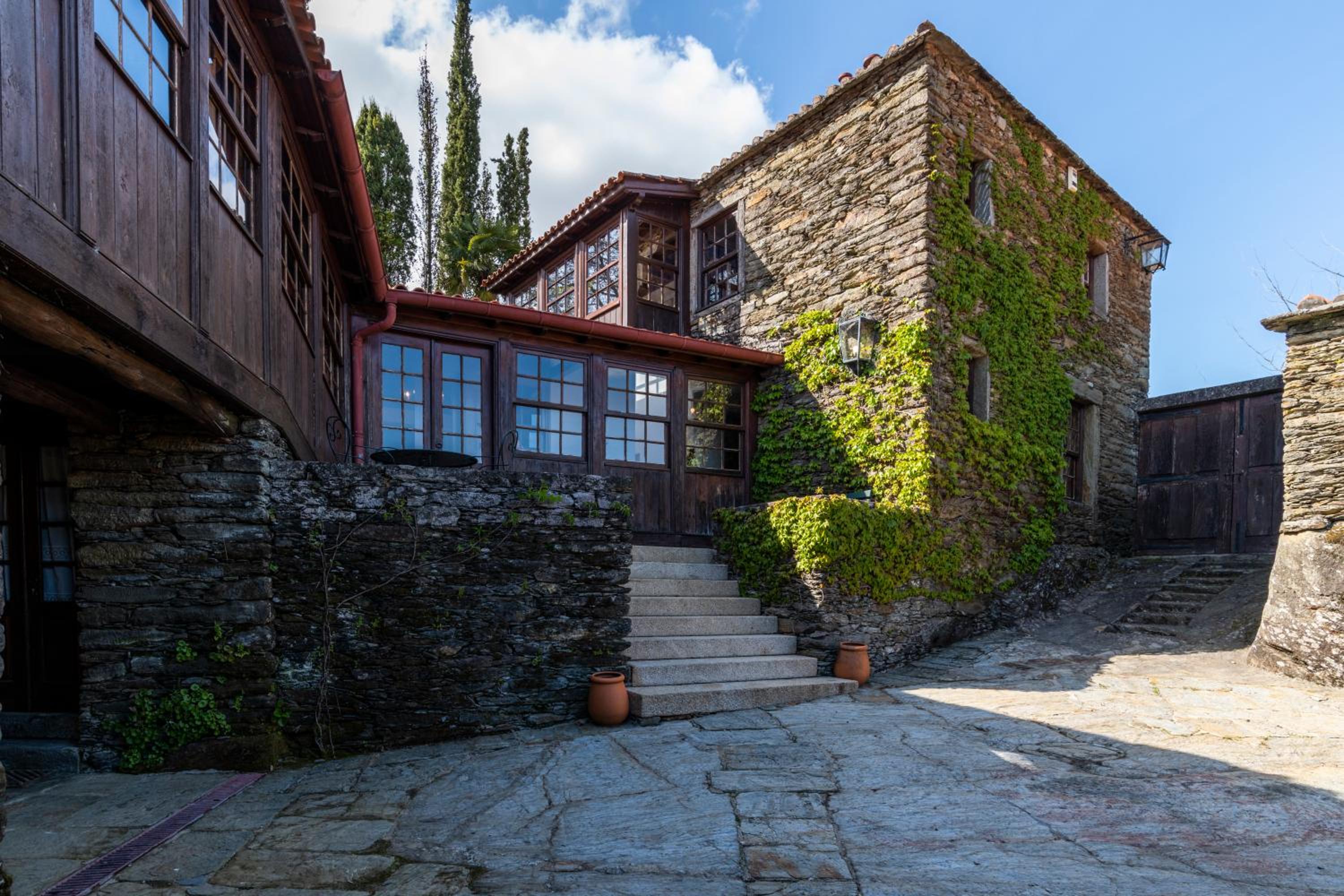 Quinta de Mourães - Casa do Xisto view 4