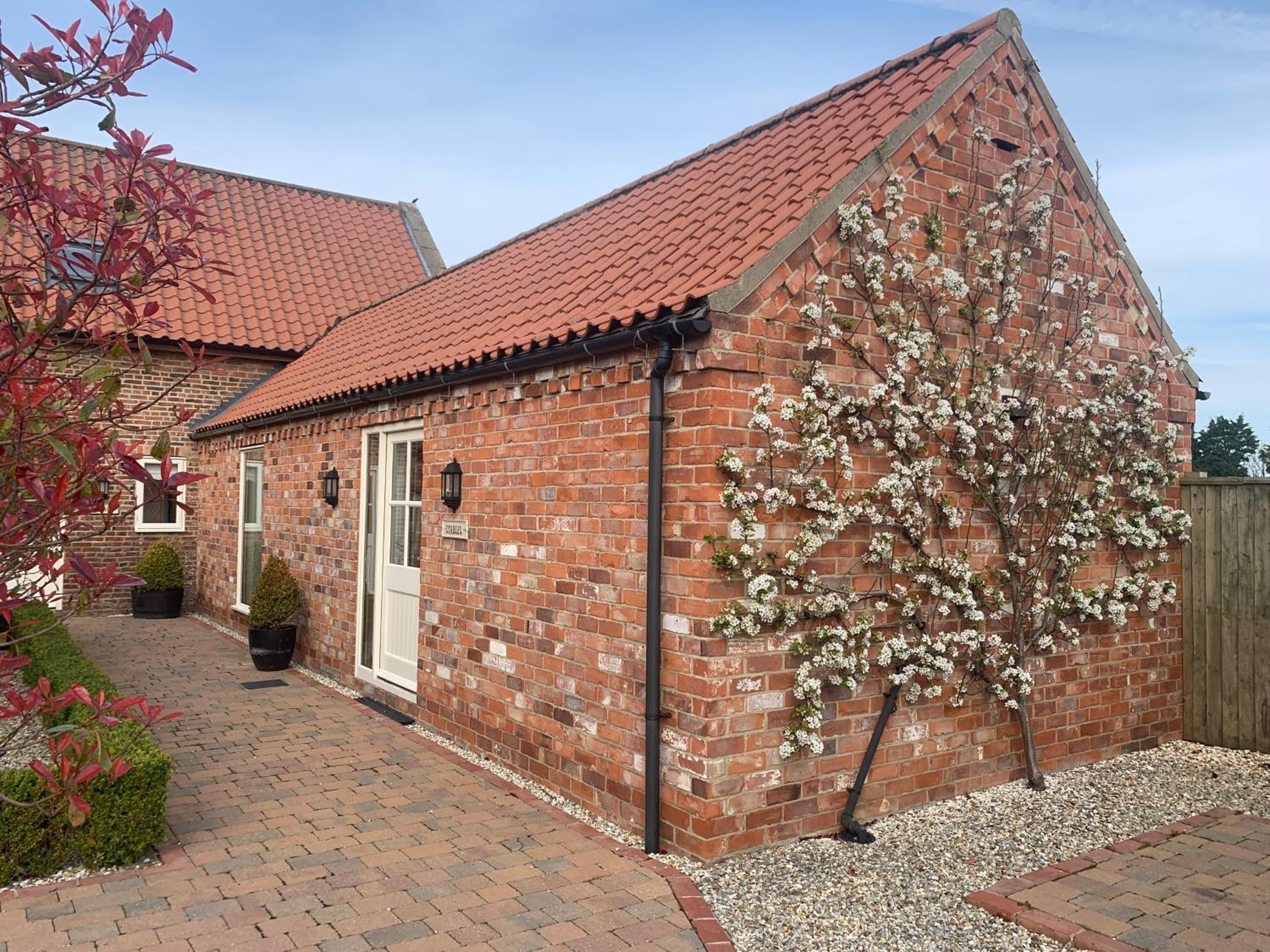 Meals Farm Holiday Cottages - The Stables view 5