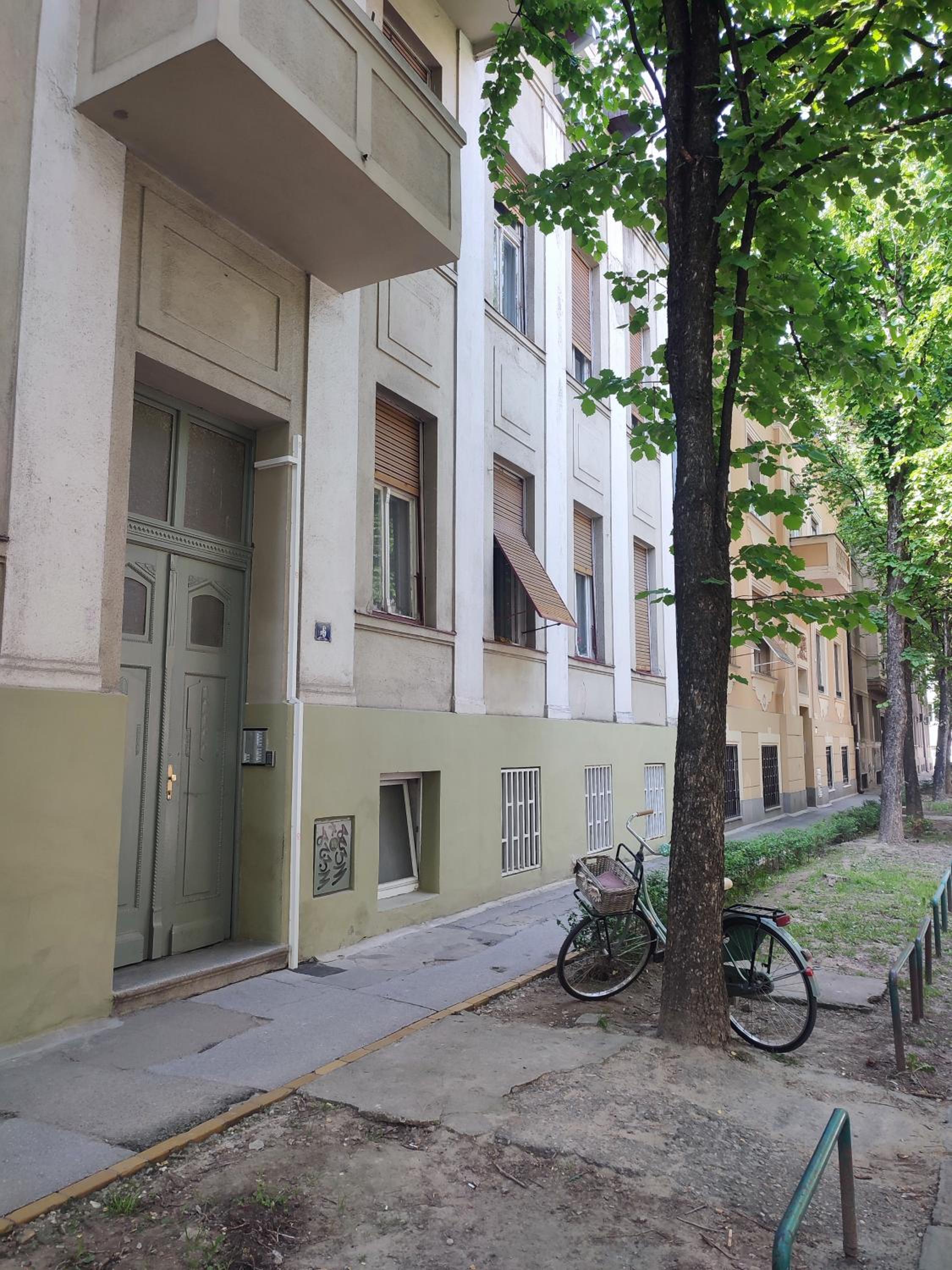 Center Danube Street Apartment