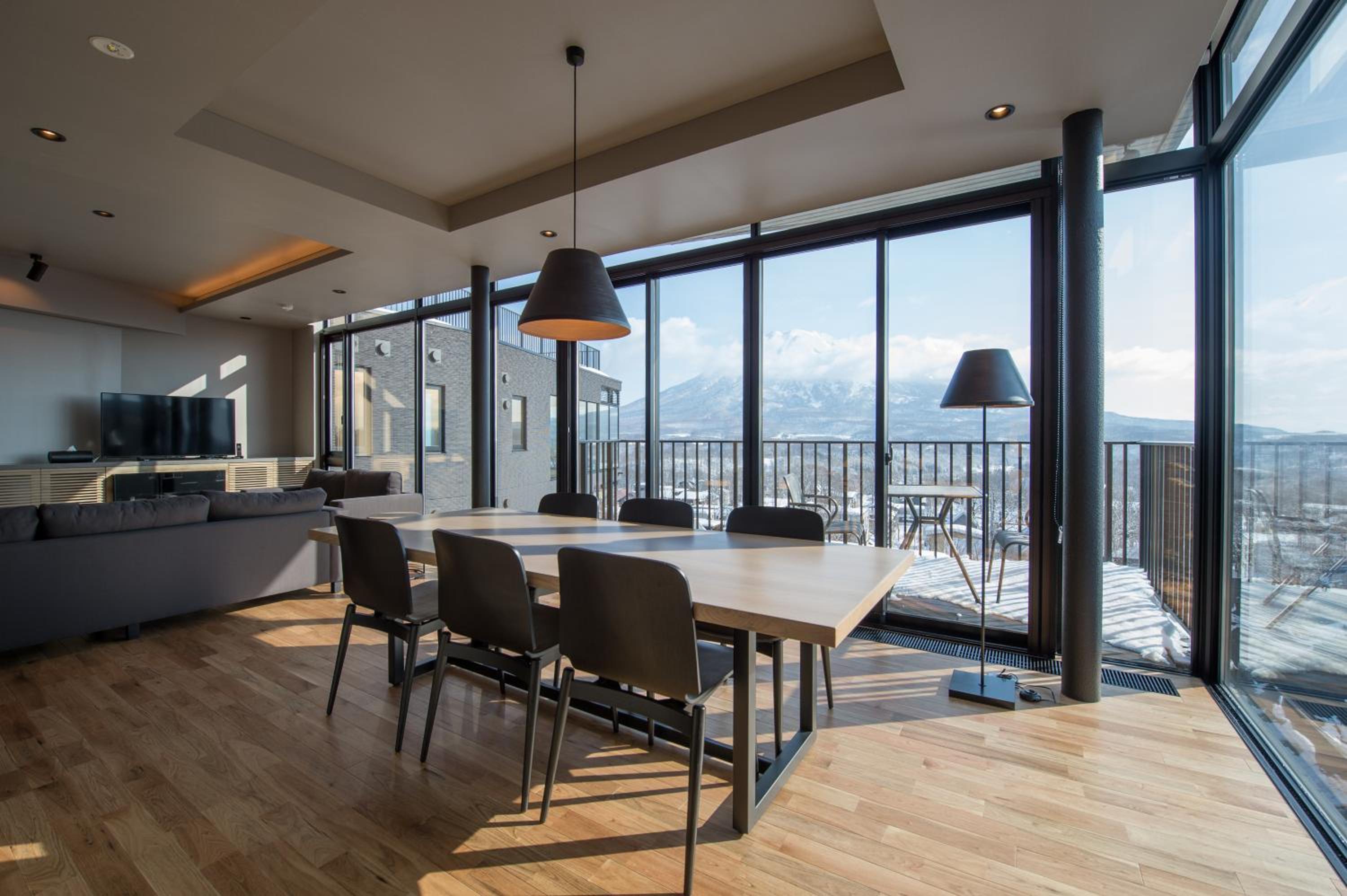 Aspect Luxury Apartments by H2 Life view 3