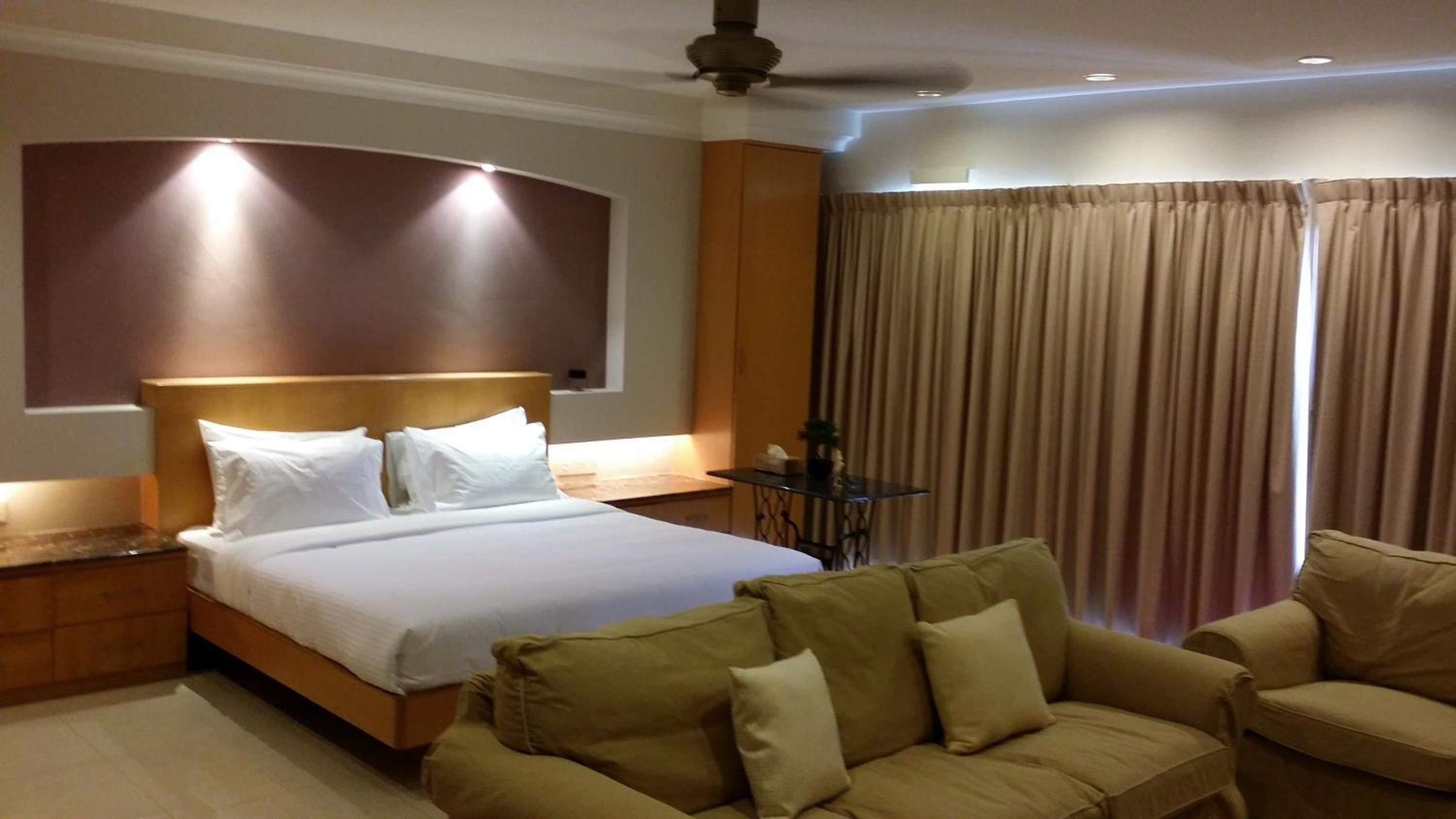 Kota Kinabalu Vacations - Tropical Sea View  Sunshine - Property Image 1