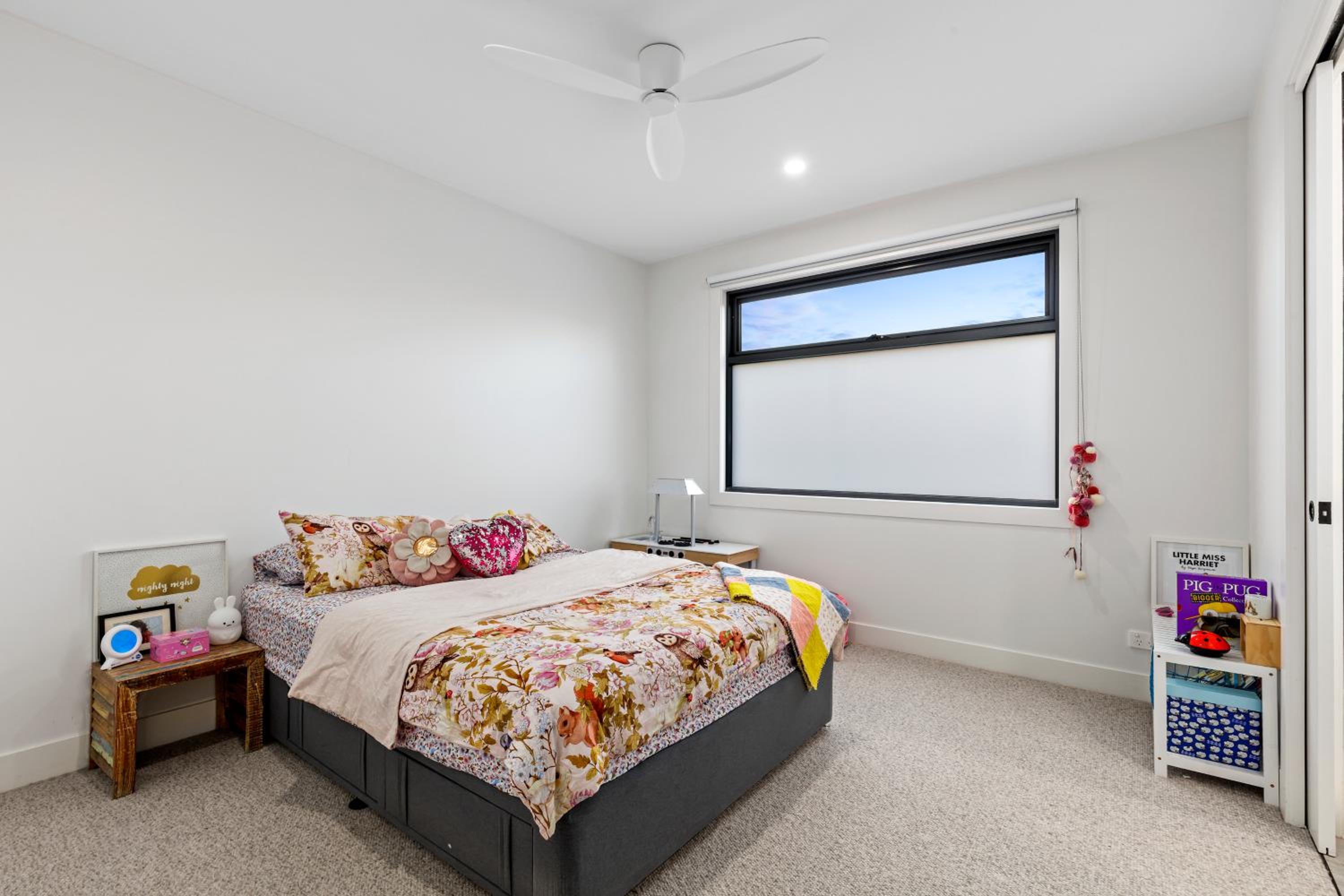 Sensational 4 Bedroom House - Free Parking - Free WIFI