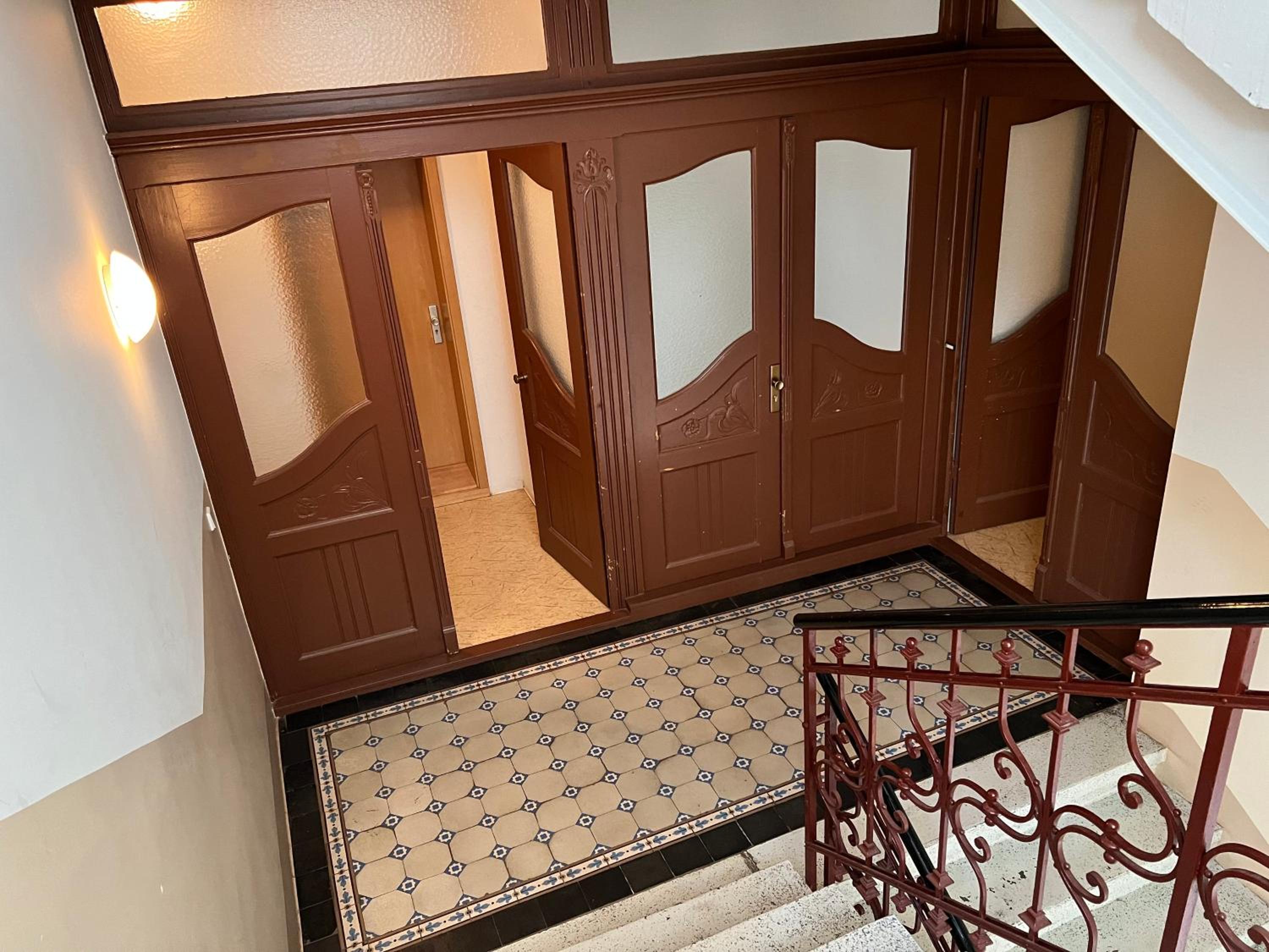 chic and calm with balcony in gorgeous kassberg