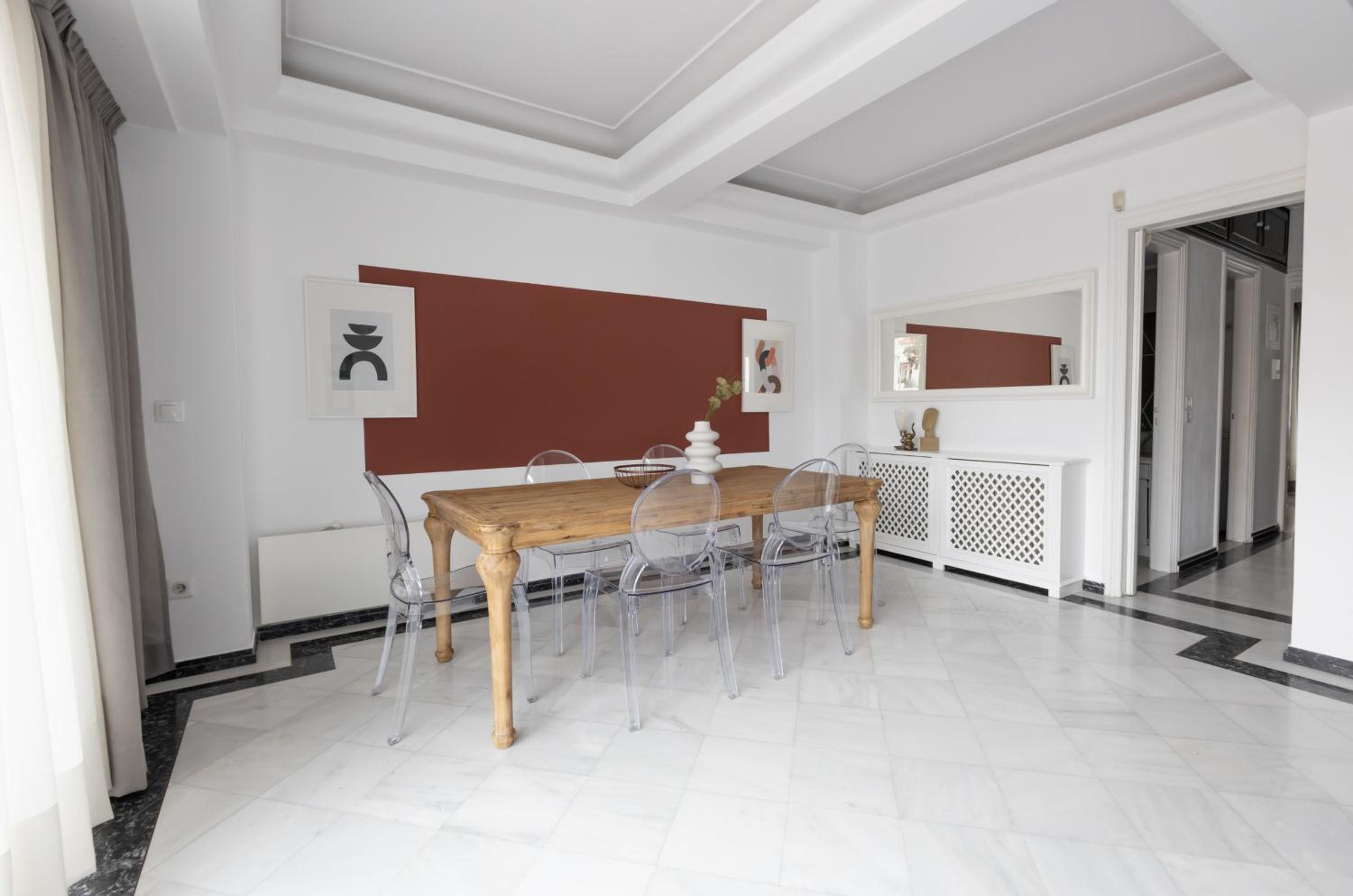 Deco Marble Apt with Acropolis view