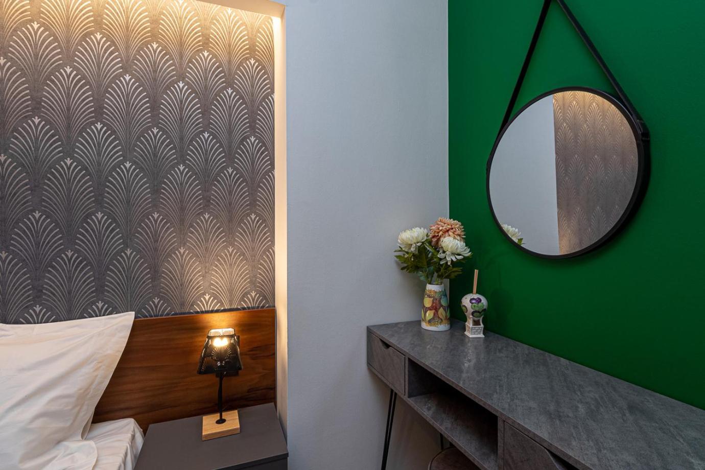 Kentia Modern/Artistic City Apartment photo 5